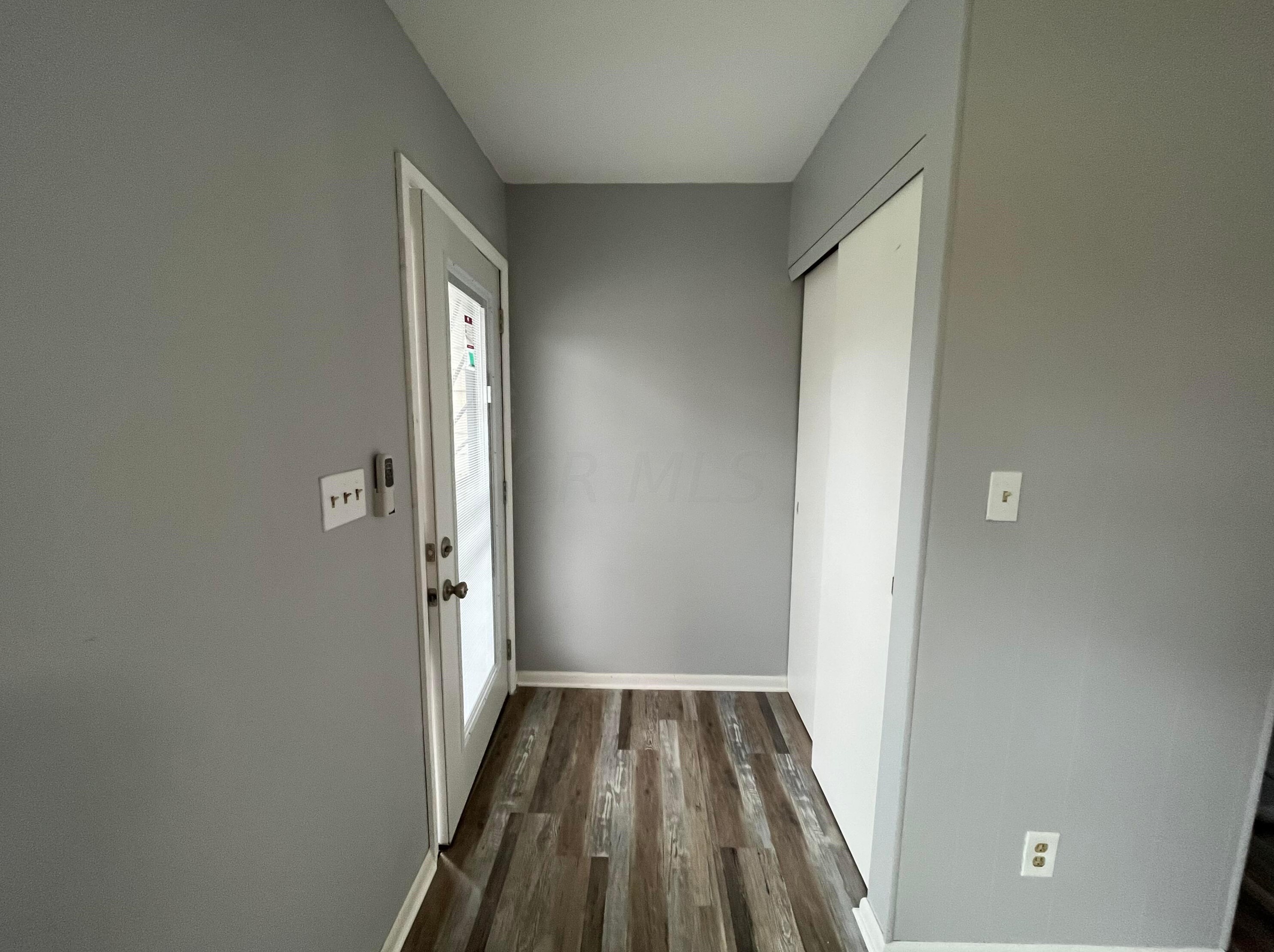 3810 Noe Bixby Rd, Columbus OH  43232-6163 exterior