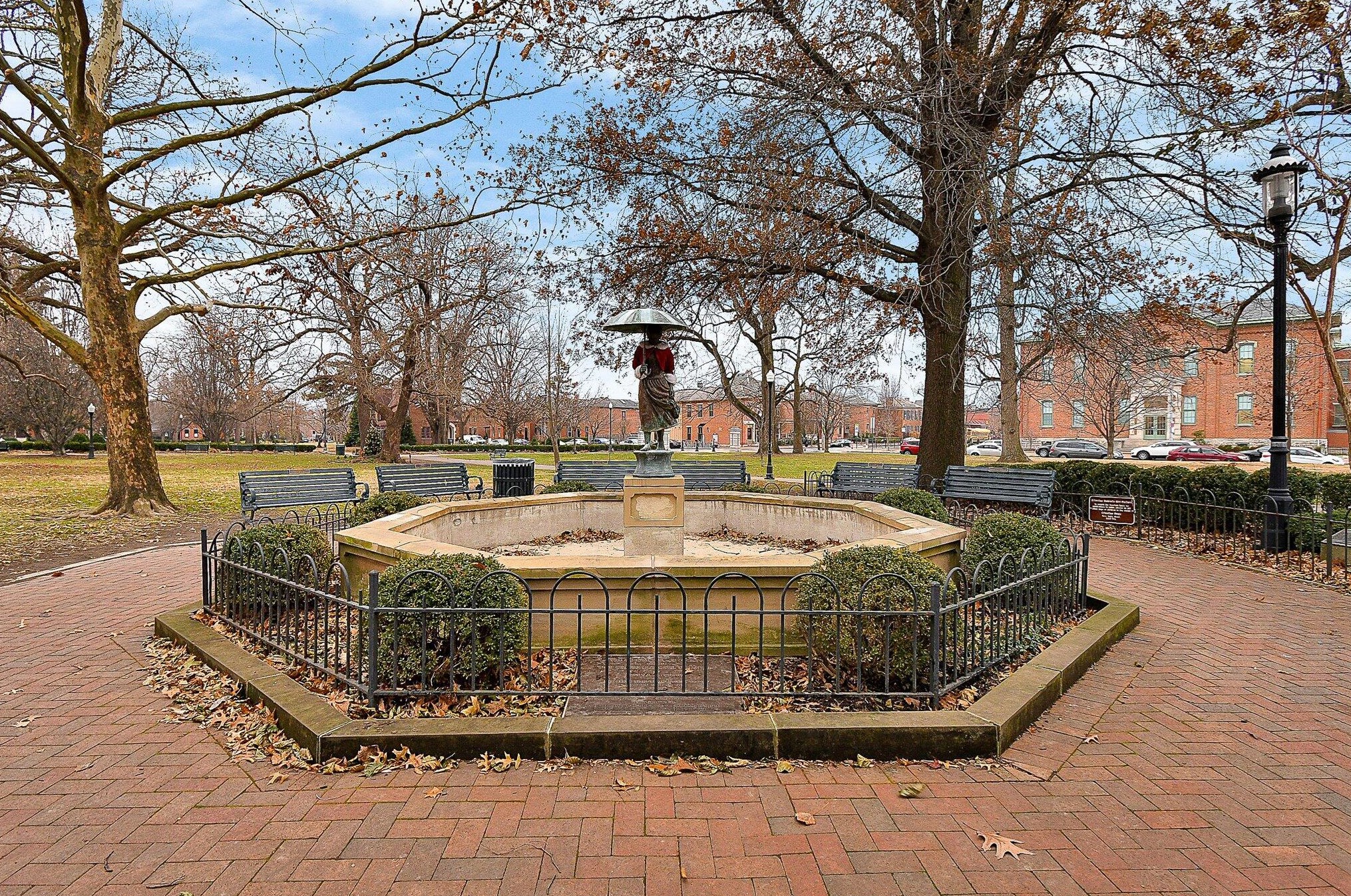 306 Mithoff St, Columbus OH  43206-3530 exterior