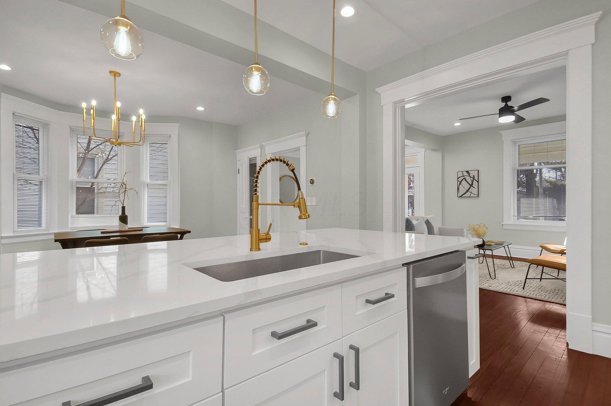 306 Mithoff St, Columbus OH  43206-3530 exterior