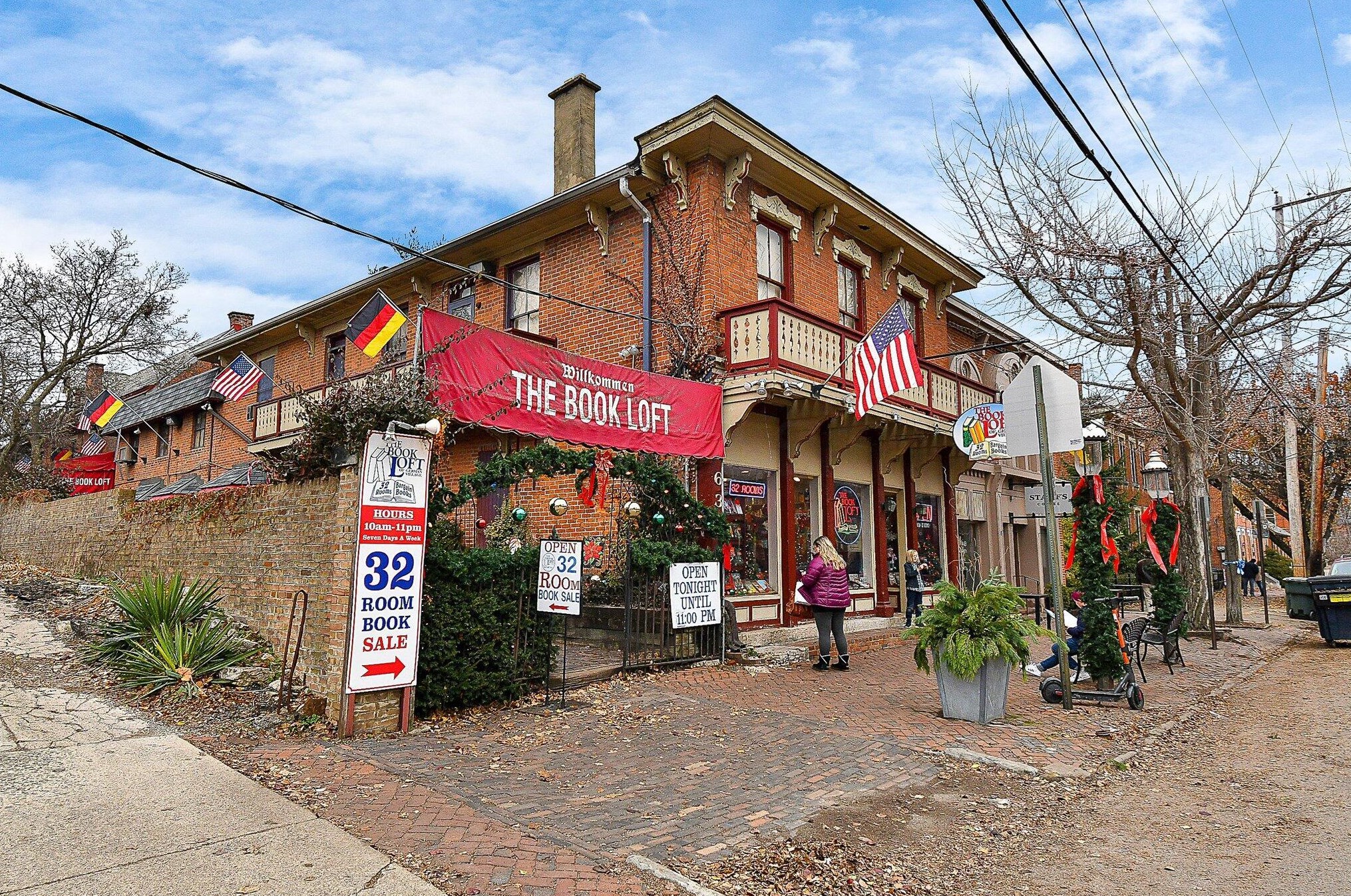 306 Mithoff St, Columbus OH  43206-3530 exterior