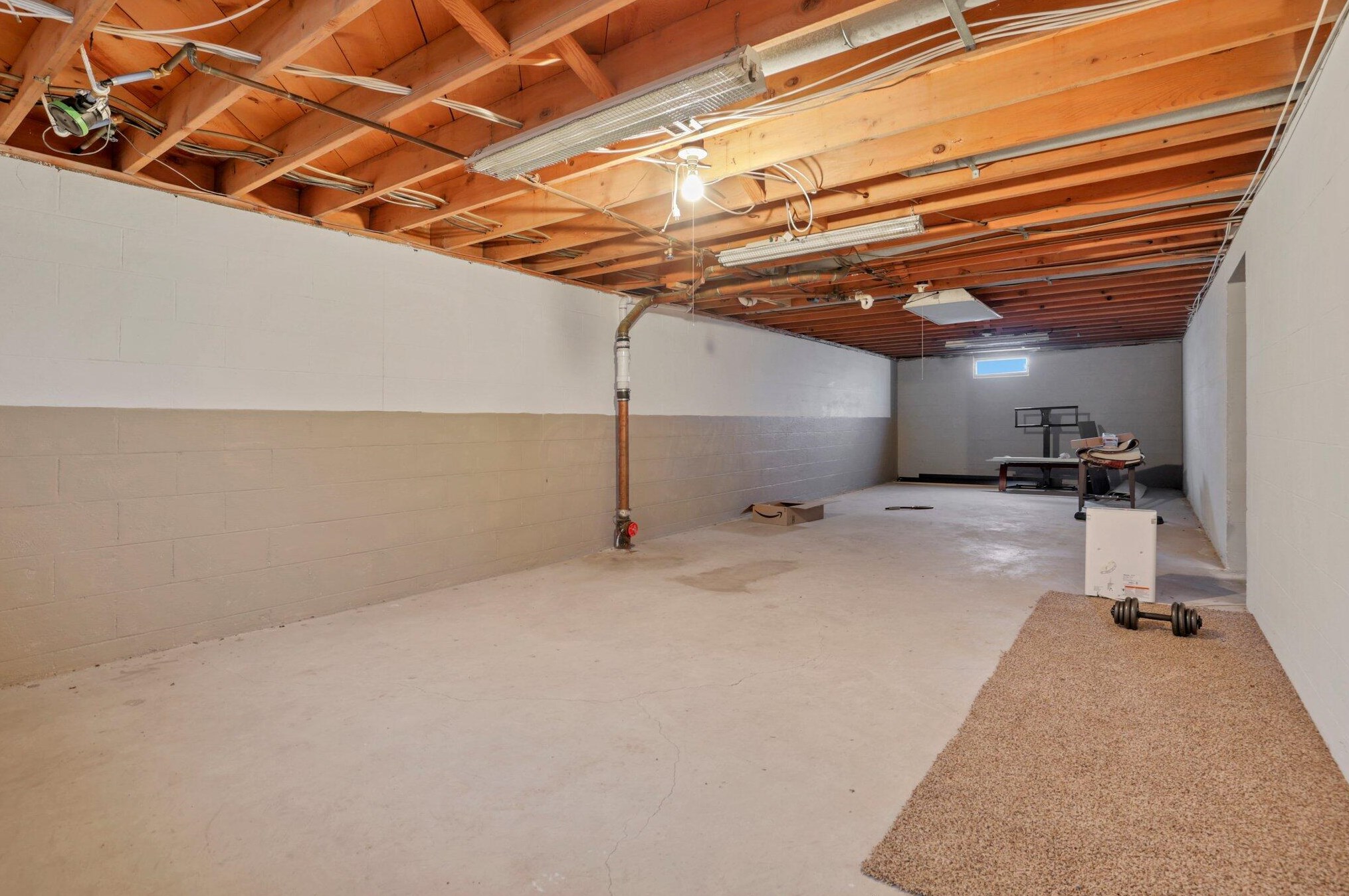 3719 Mccarley Dr, Columbus OH 43228-3134 exterior