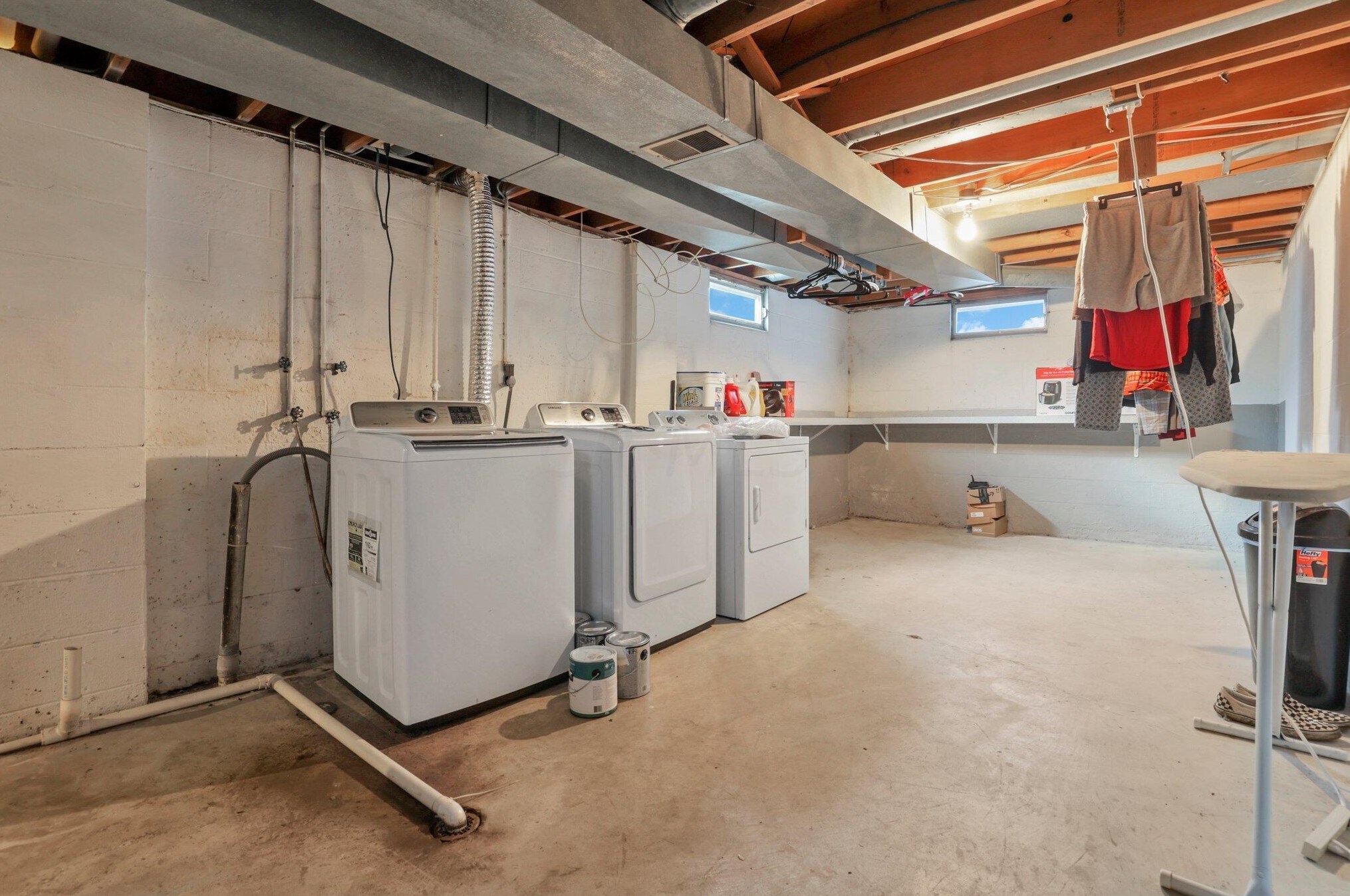 3719 Mccarley Dr, Columbus OH 43228-3134 exterior