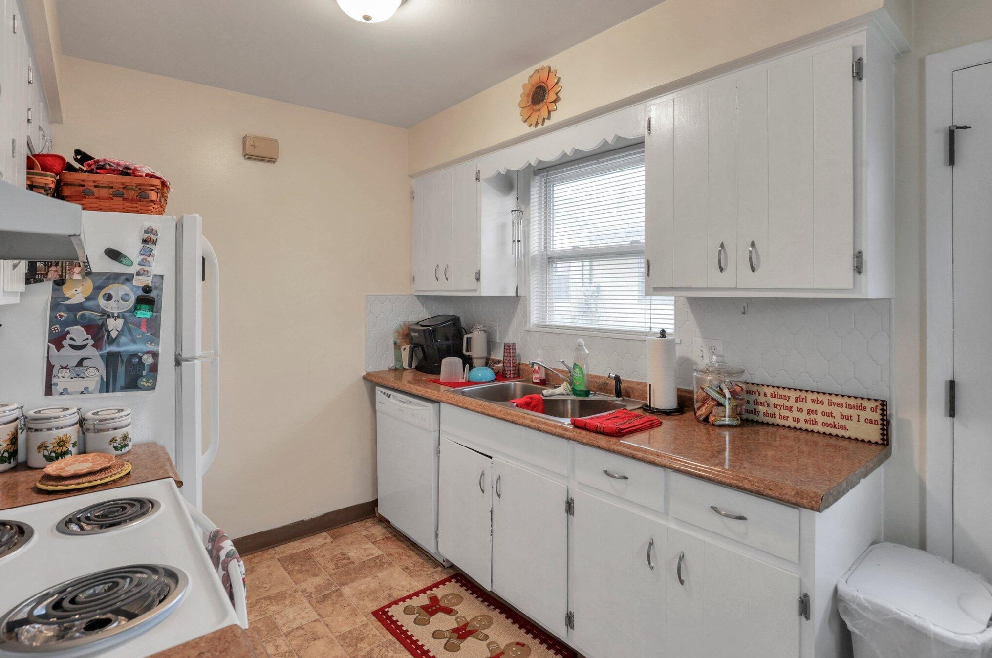 3719 Mccarley Dr, Columbus OH 43228-3134 exterior