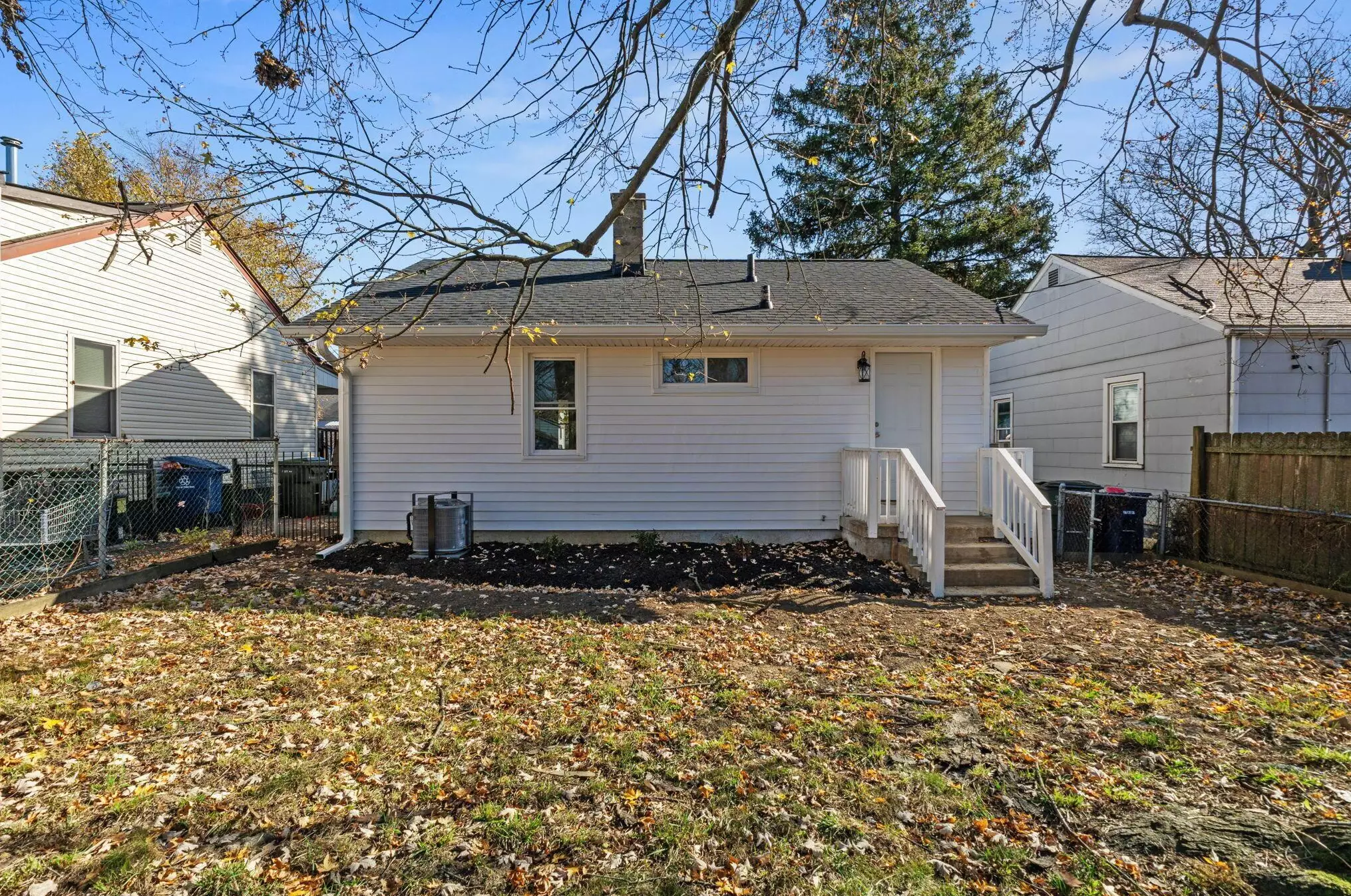 2771 Pontiac St, Columbus OH  43211-1145 exterior