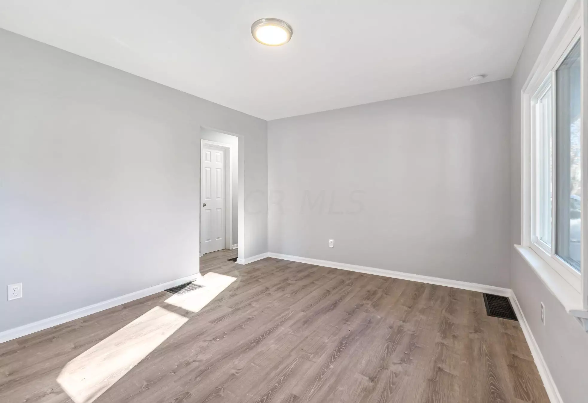 2771 Pontiac St, Columbus OH  43211-1145 exterior