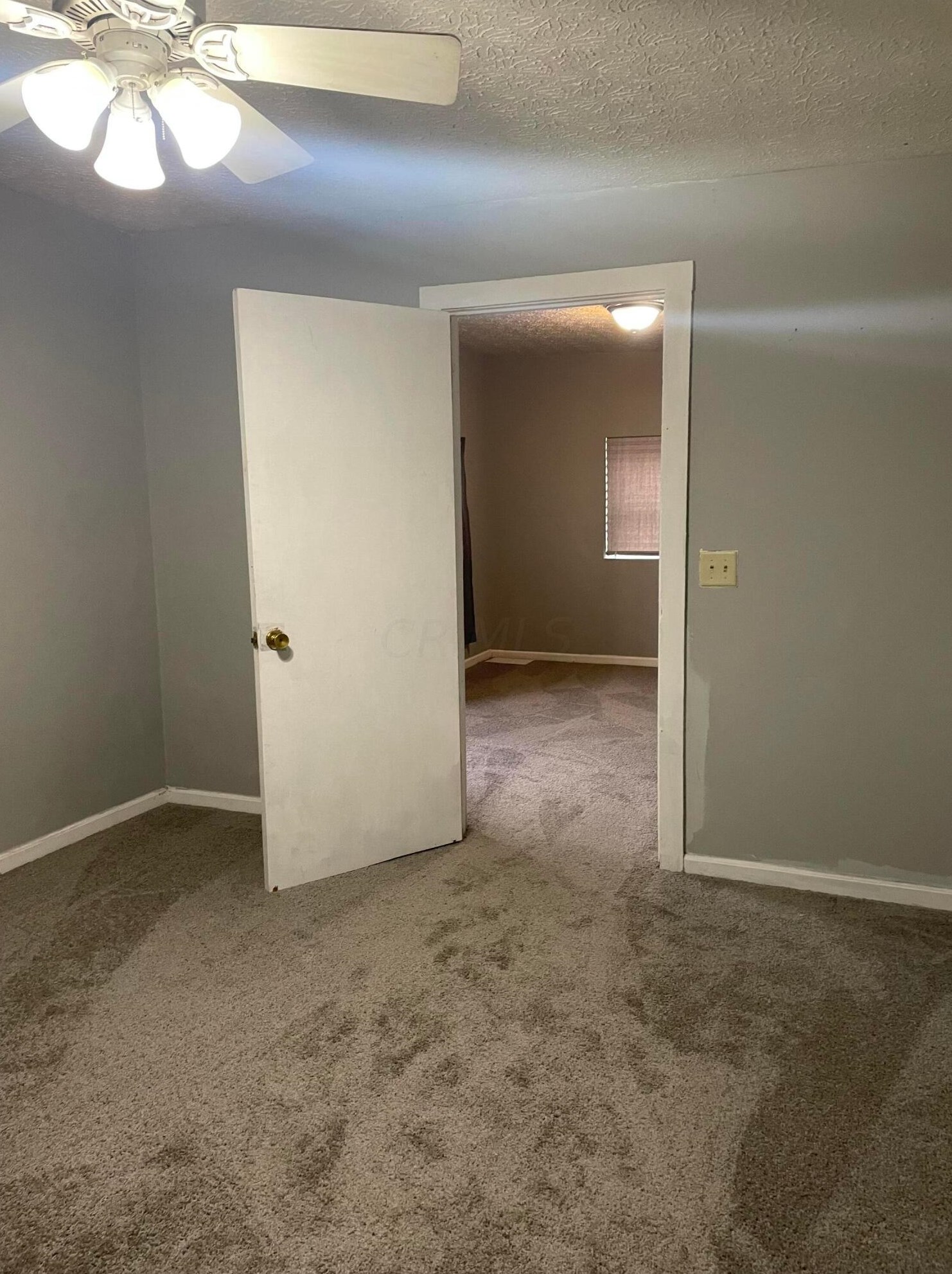 2074 Cooke Rd, Columbus OH  43224-2412 exterior