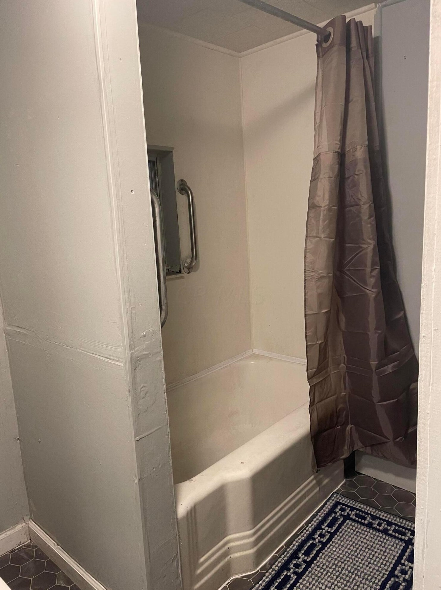 2074 Cooke Rd, Columbus OH  43224-2412 exterior