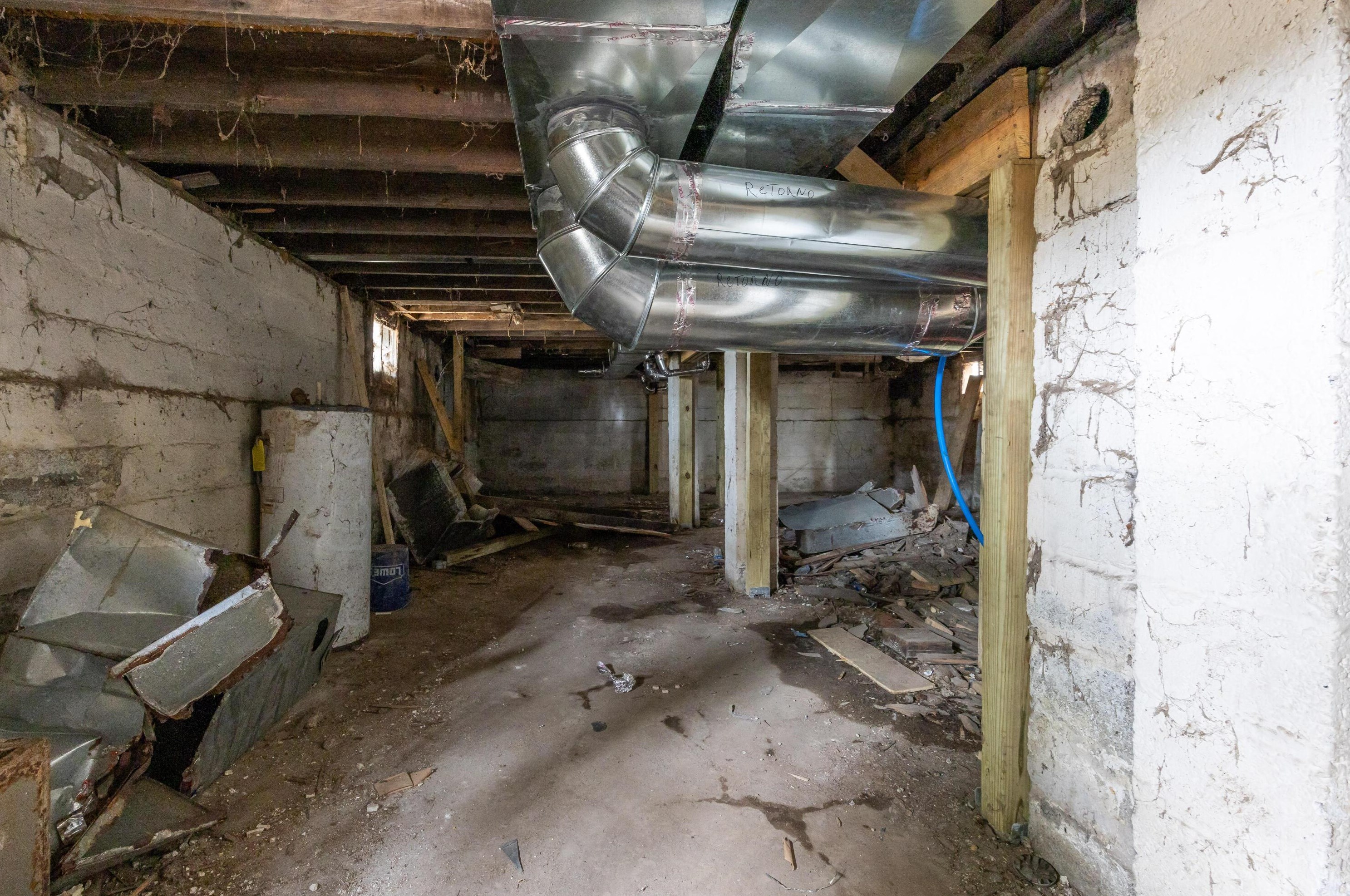 693 Kelton Ave, Columbus OH 43205-2948 exterior