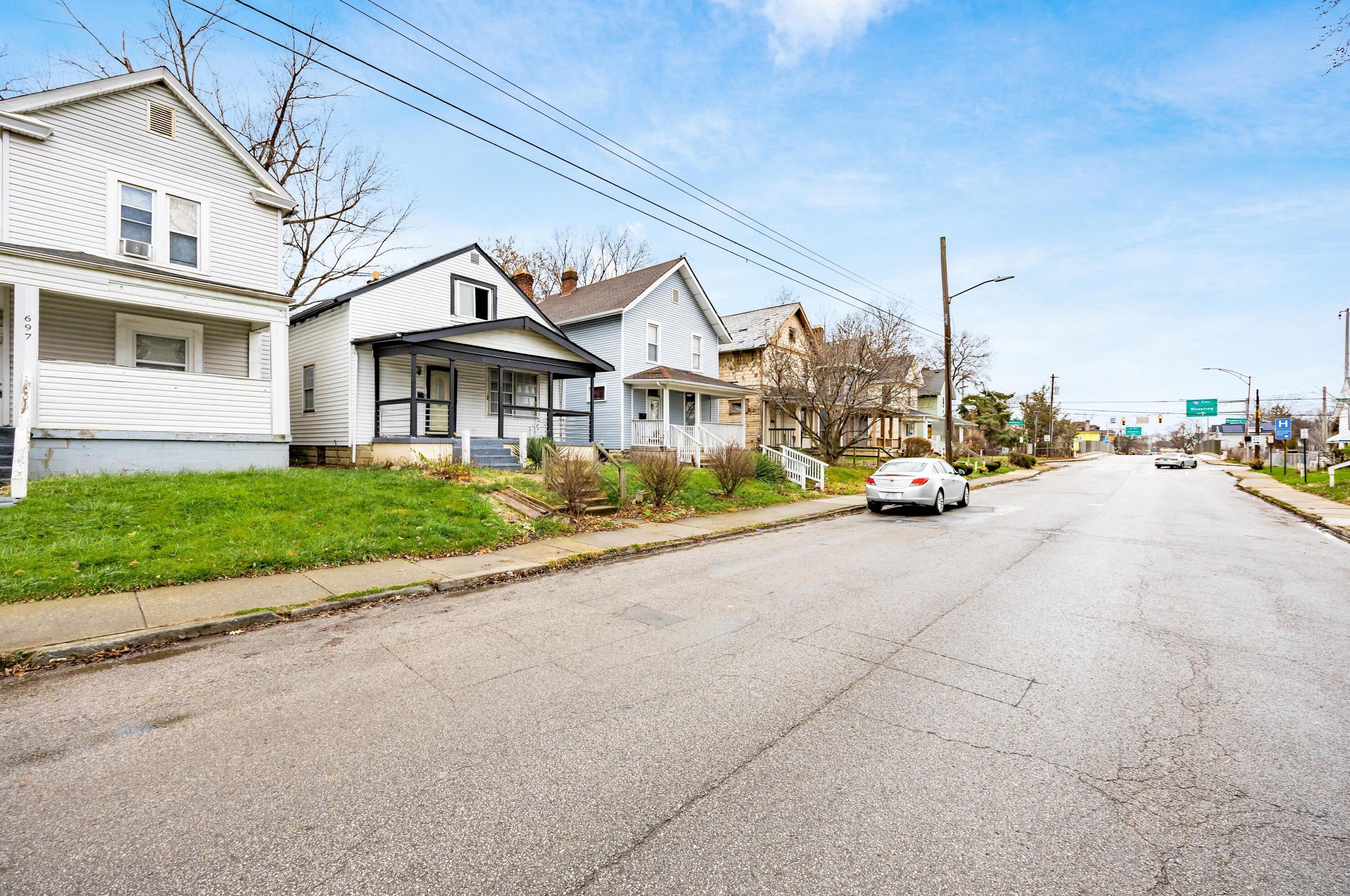 693 Kelton Ave, Columbus OH 43205-2948 exterior