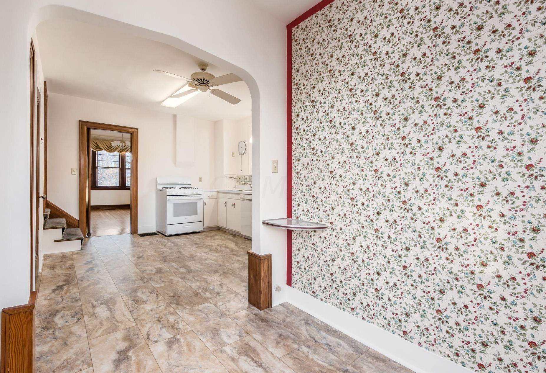 46 Weisheimer Rd, Columbus OH 43214-2146 exterior