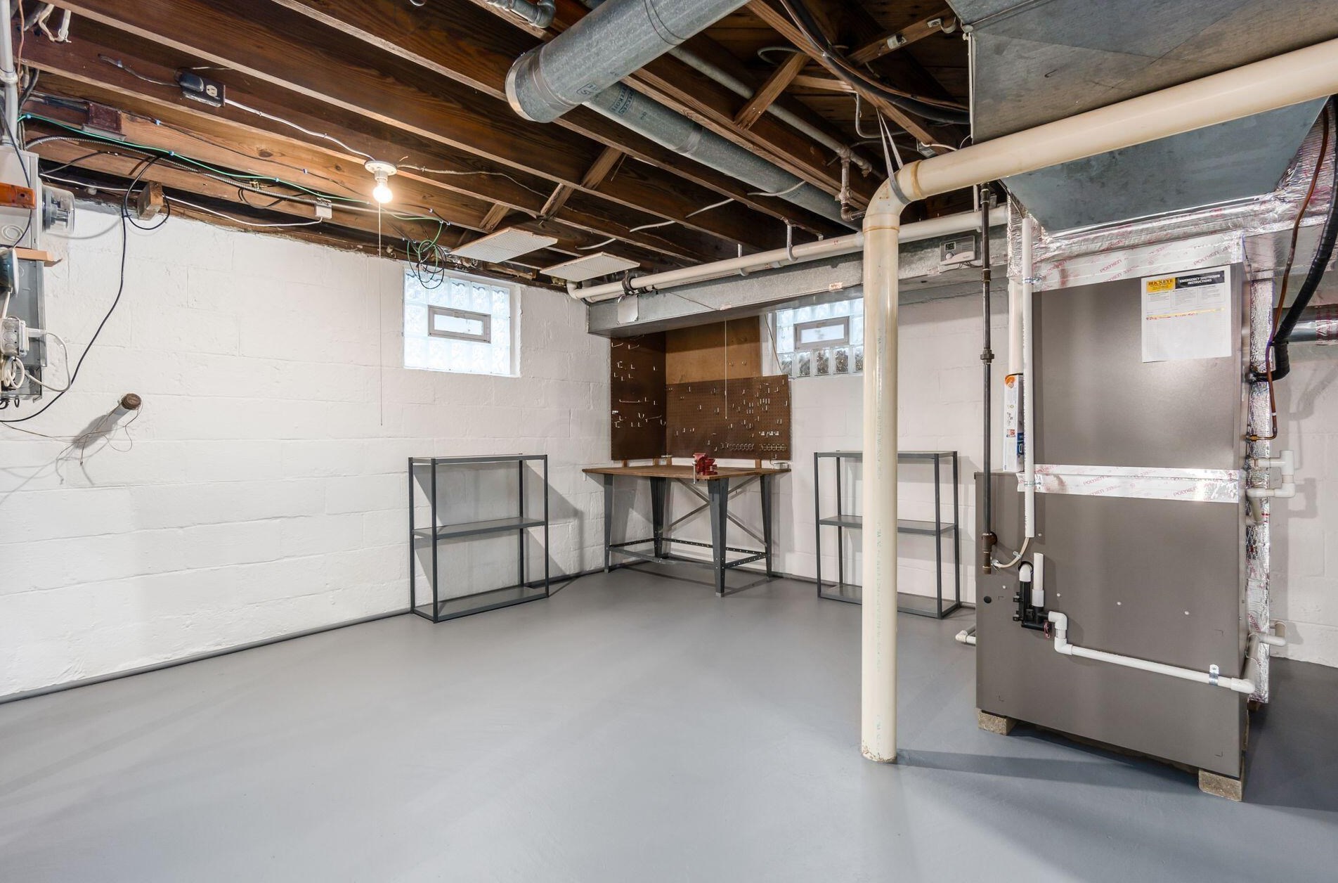 46 Weisheimer Rd, Columbus OH 43214-2146 exterior