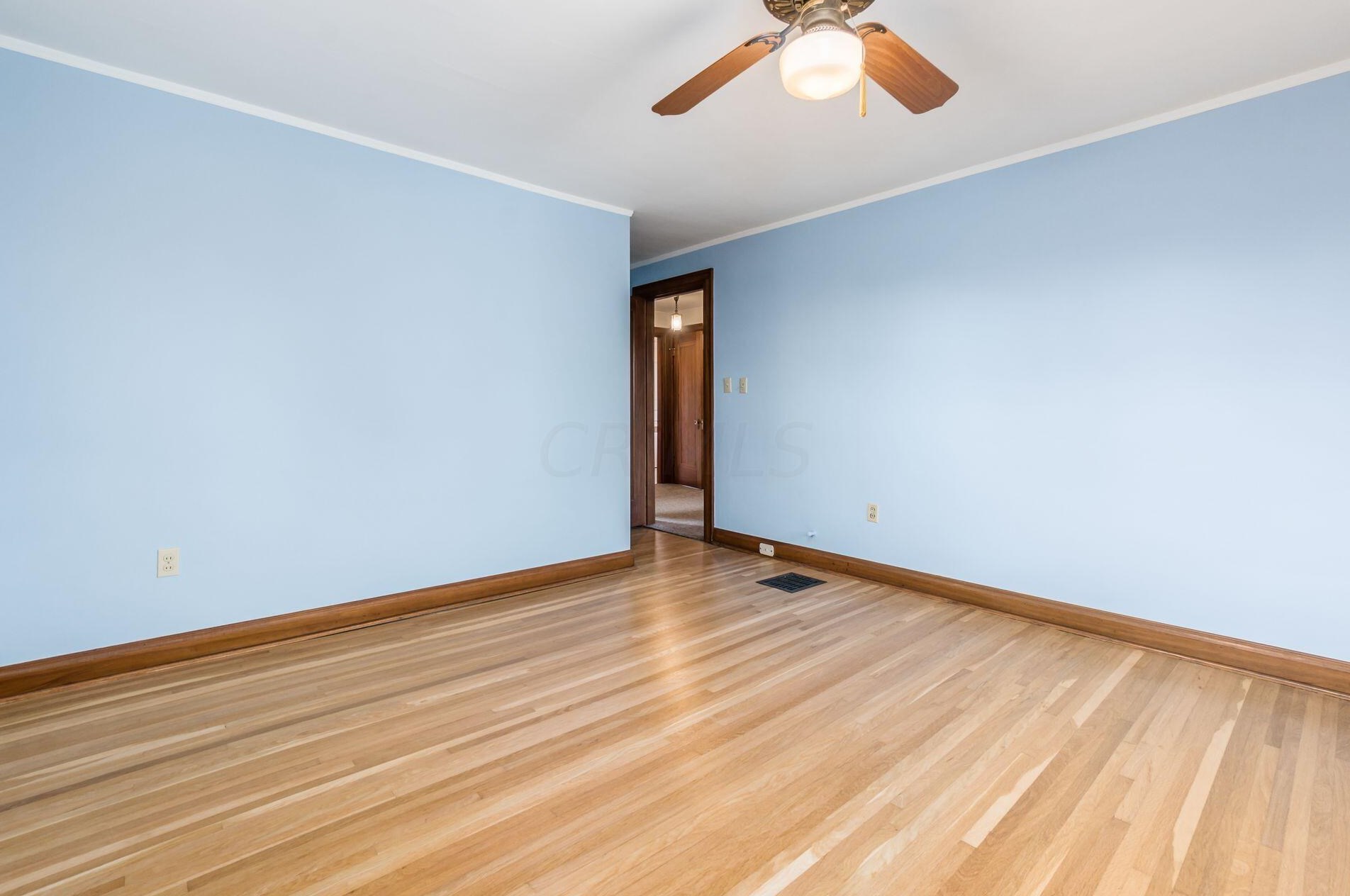 46 Weisheimer Rd, Columbus OH 43214-2146 exterior