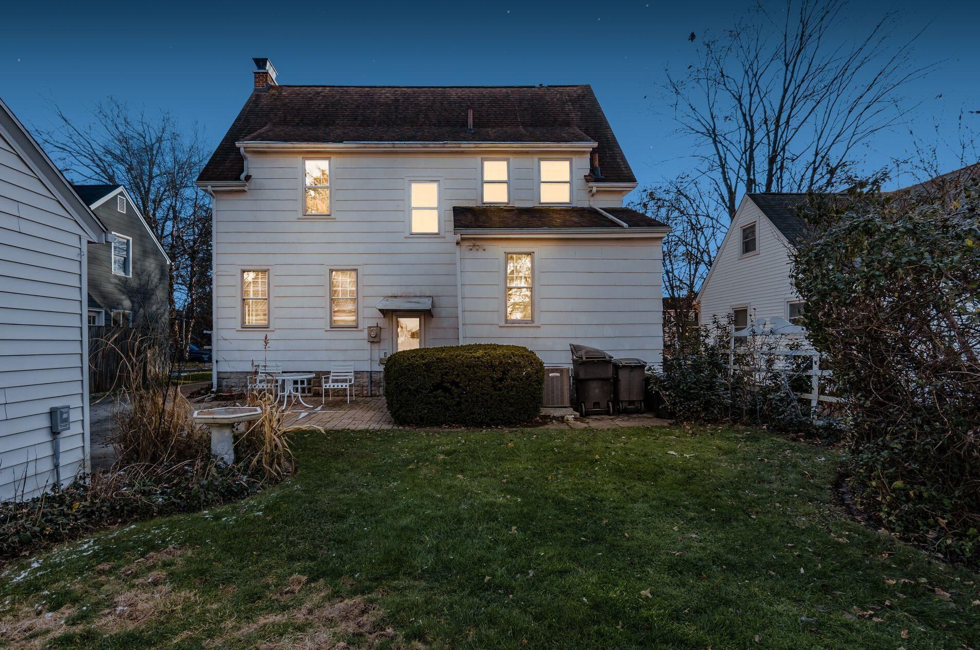 46 Weisheimer Rd, Columbus OH 43214-2146 exterior