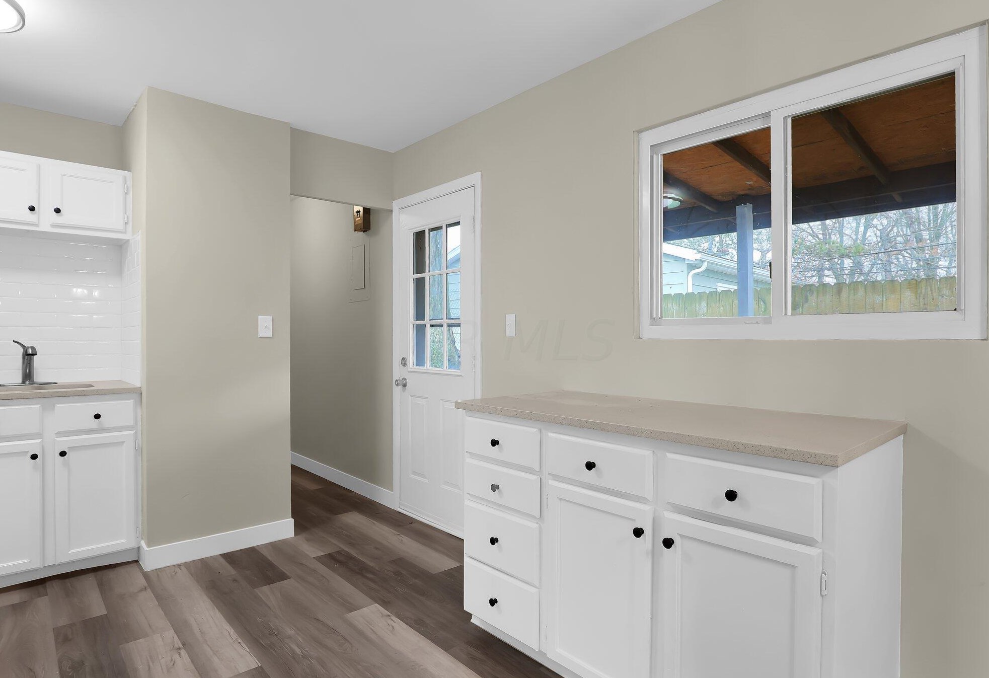 5322 Newport Rd, Columbus OH  43232-6323 exterior