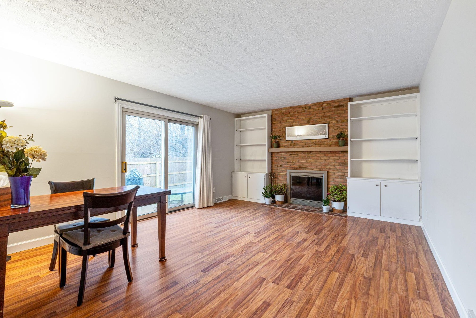 1211 Northport Dr, Columbus OH  43235-4083 exterior