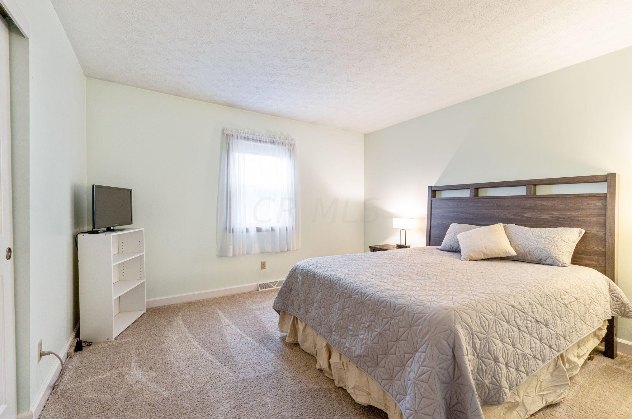 1211 Northport Dr, Columbus OH  43235-4083 exterior