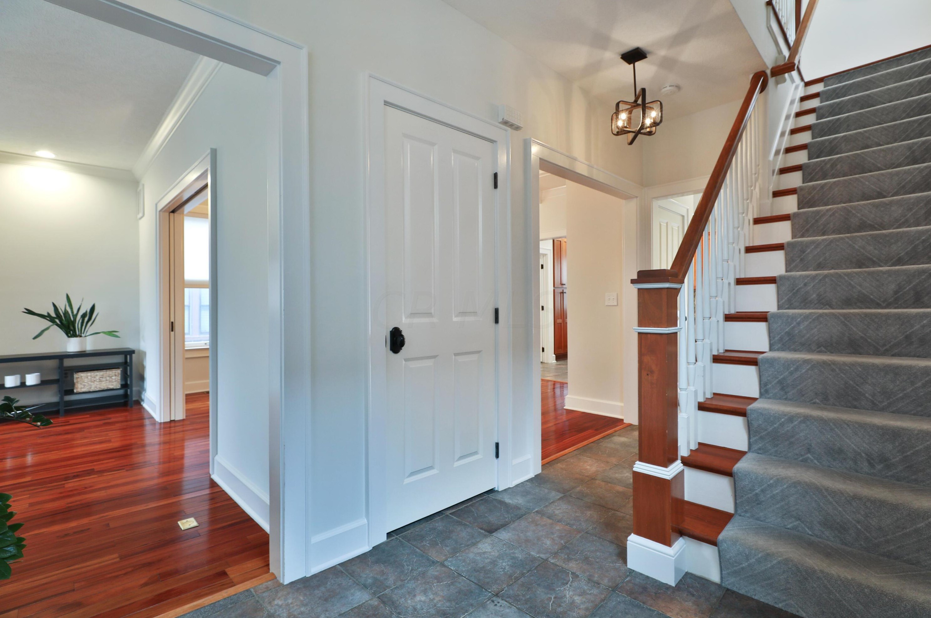 145 Detroit Ave, Columbus OH  43201-3507 exterior