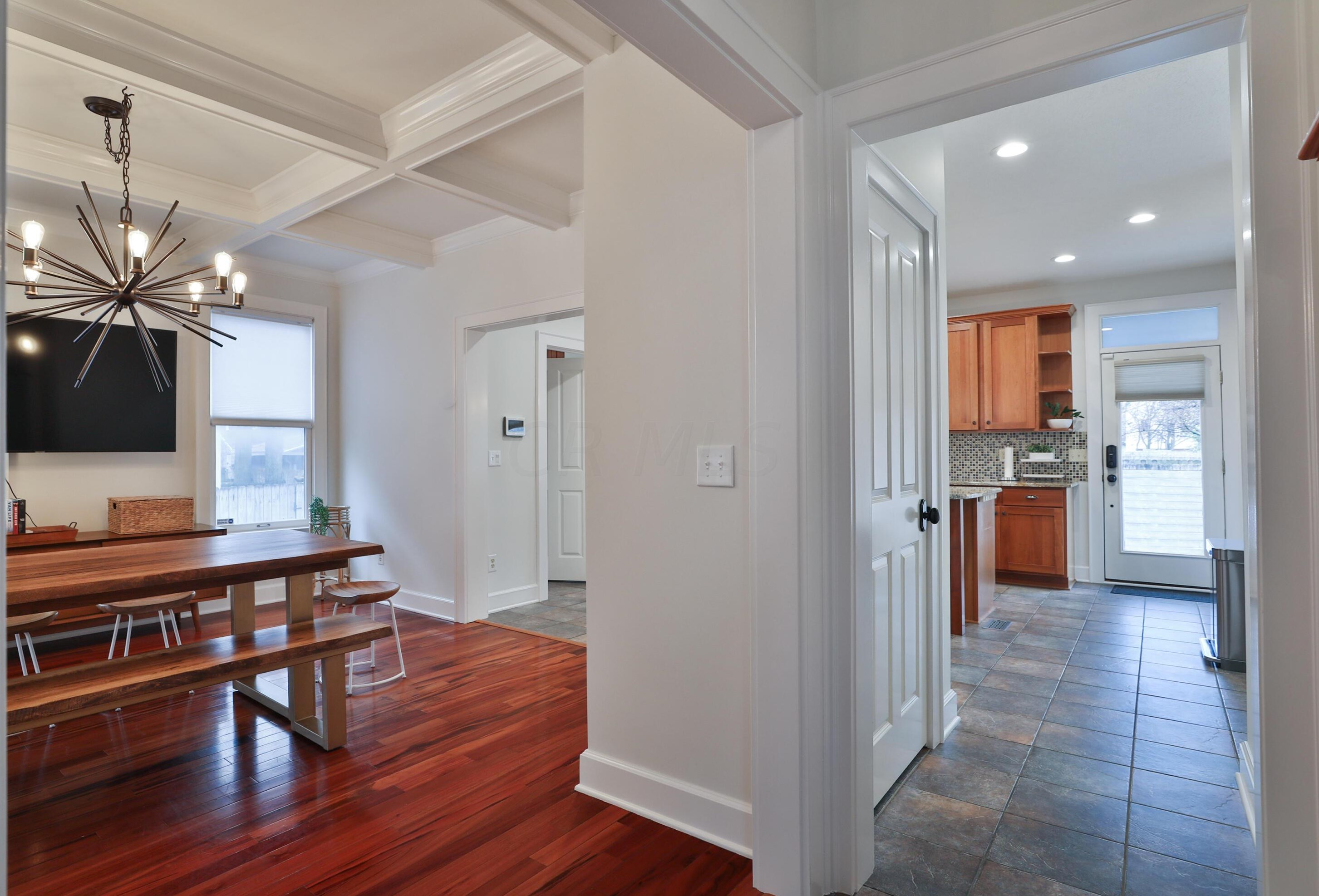 145 Detroit Ave, Columbus OH  43201-3507 exterior