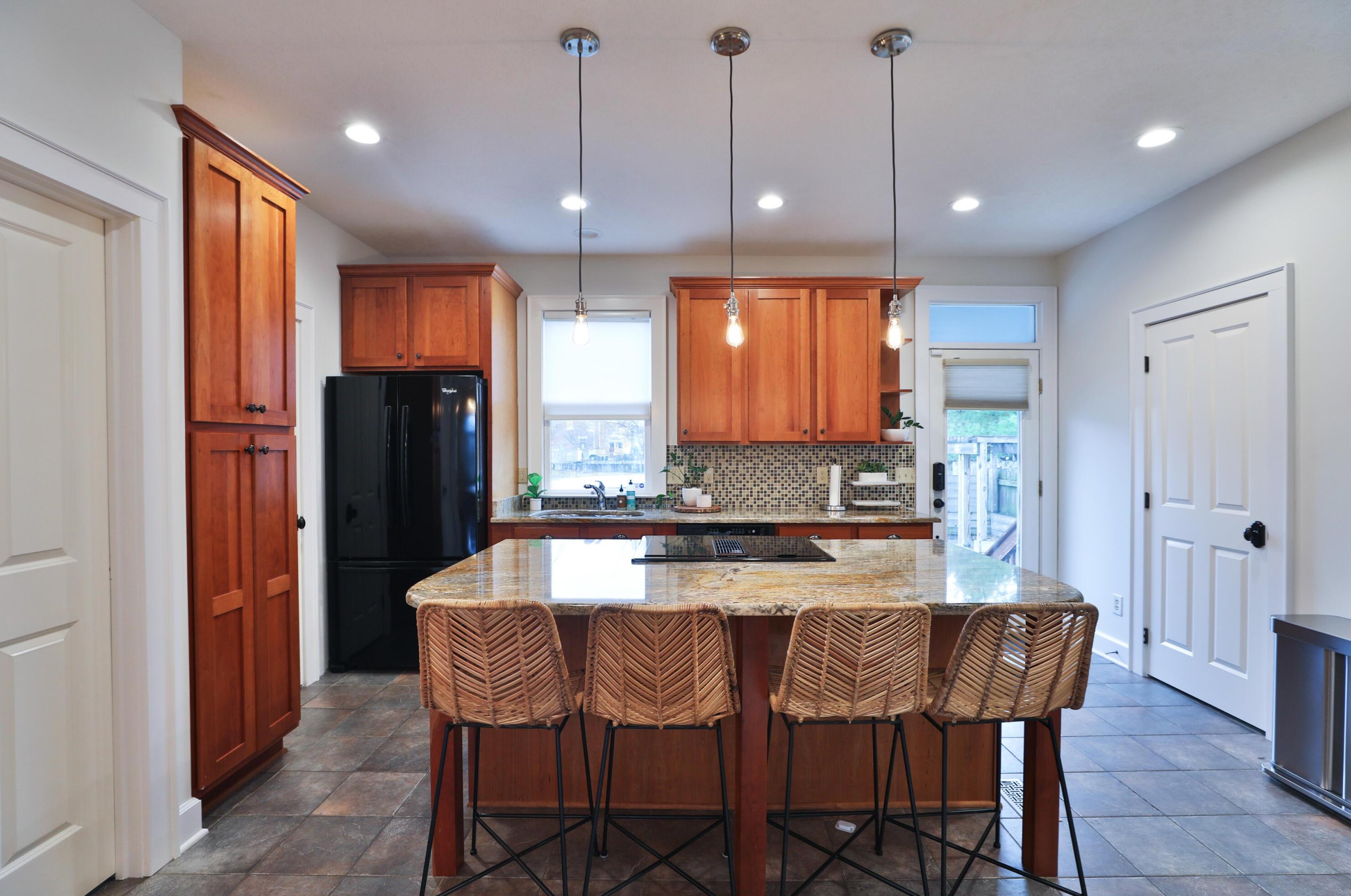 145 Detroit Ave, Columbus OH  43201-3507 exterior