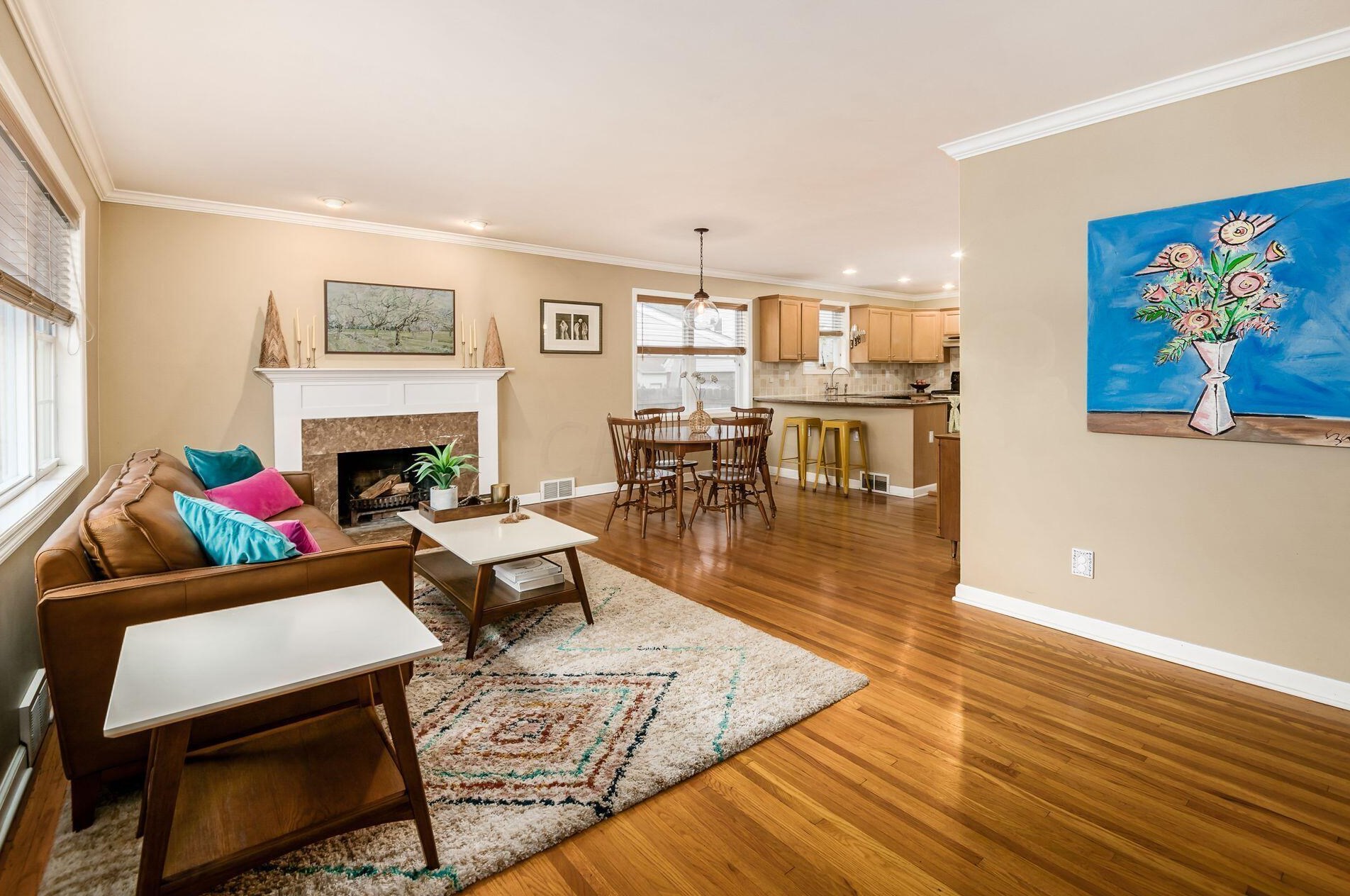 215 Richards Rd, Columbus OH  43214-3737 exterior