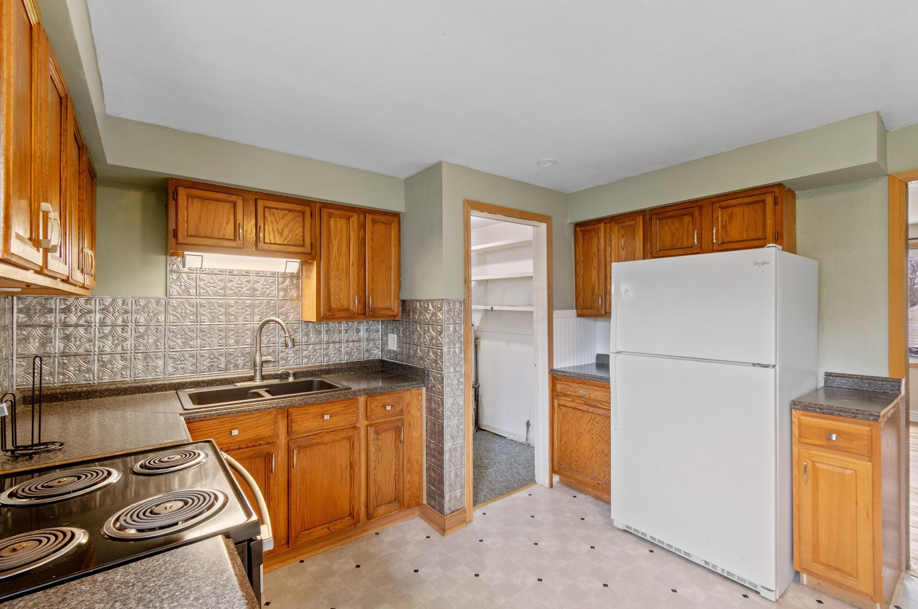 488 Topaz Ave, Mansfield OH  44907-1464 exterior