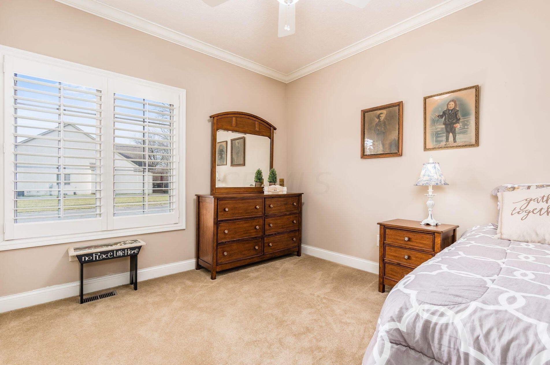 6246 Kinver Edge Way, Columbus OH  43213-5128 exterior