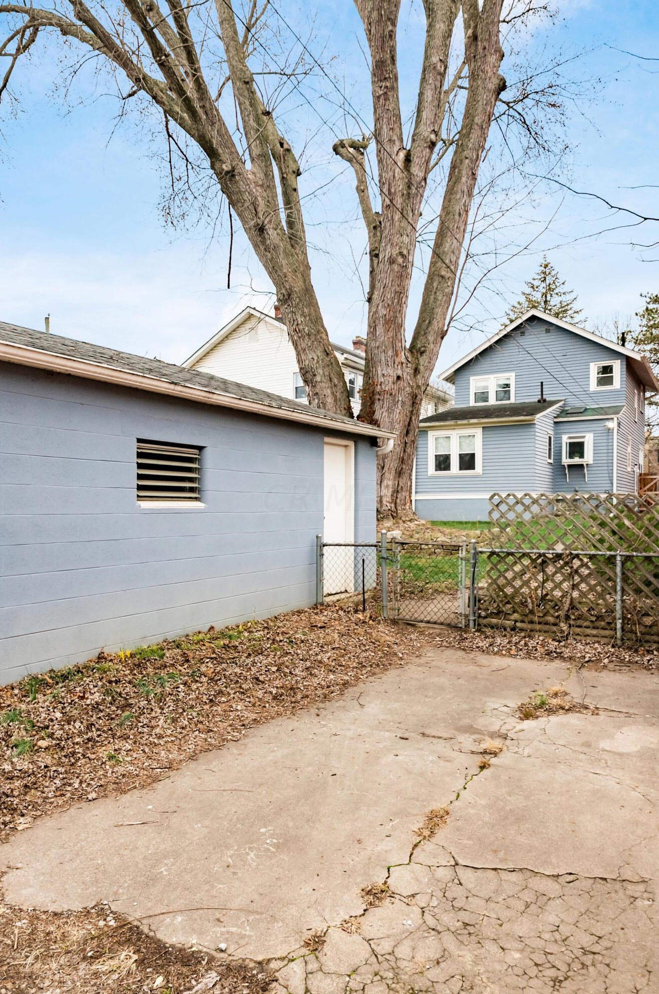 125 North Broadway, Columbus OH 43214-4111 exterior