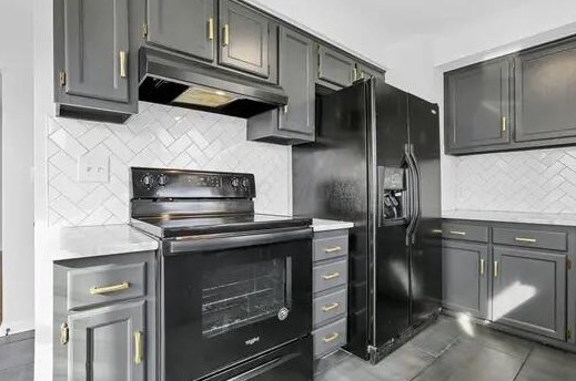 3226 Medina Ave, Columbus OH  43224-3501 exterior