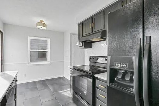 3226 Medina Ave, Columbus OH  43224-3501 exterior