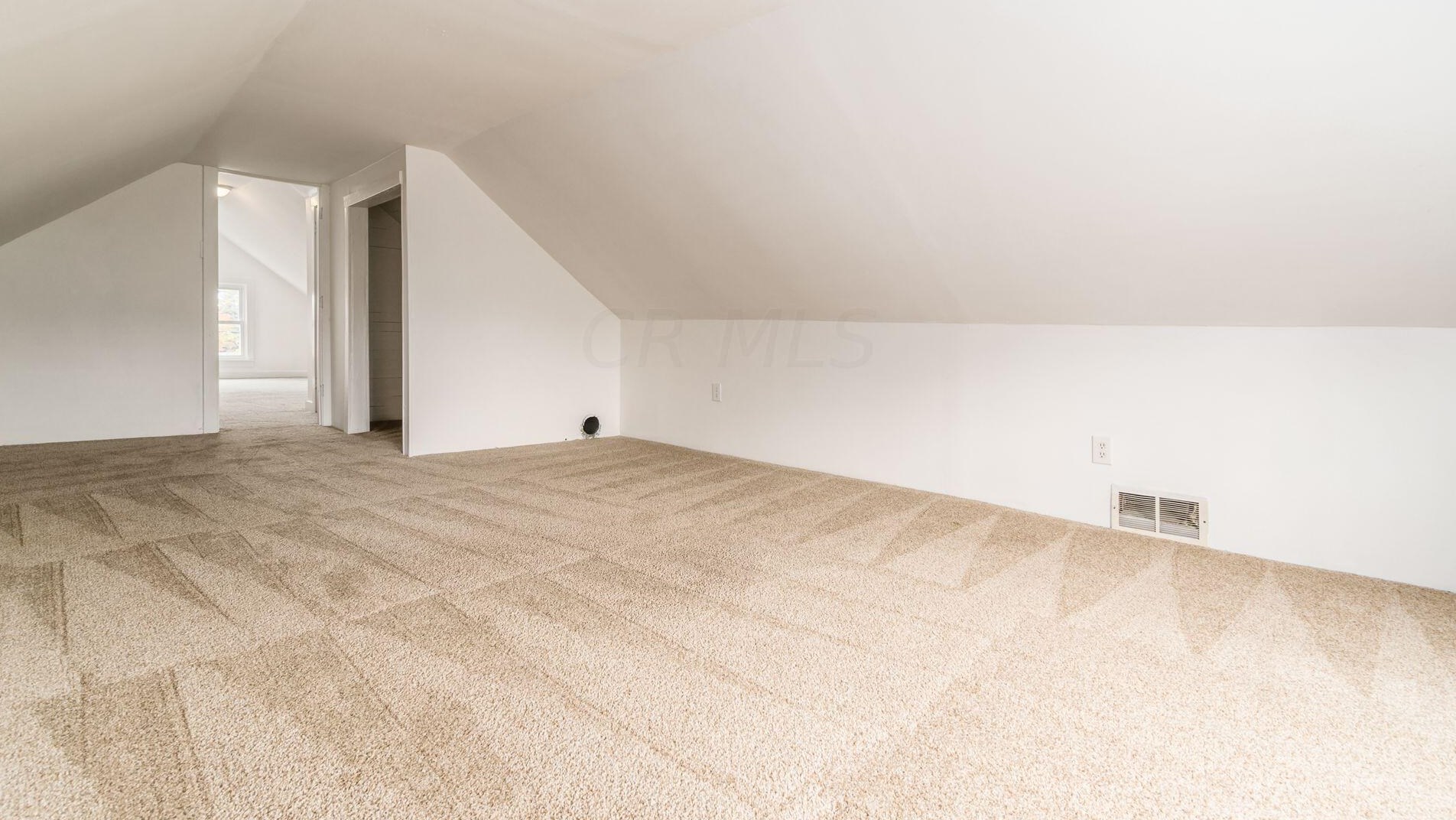 177 Lennox Ave, Columbus OH 43228-1132 exterior