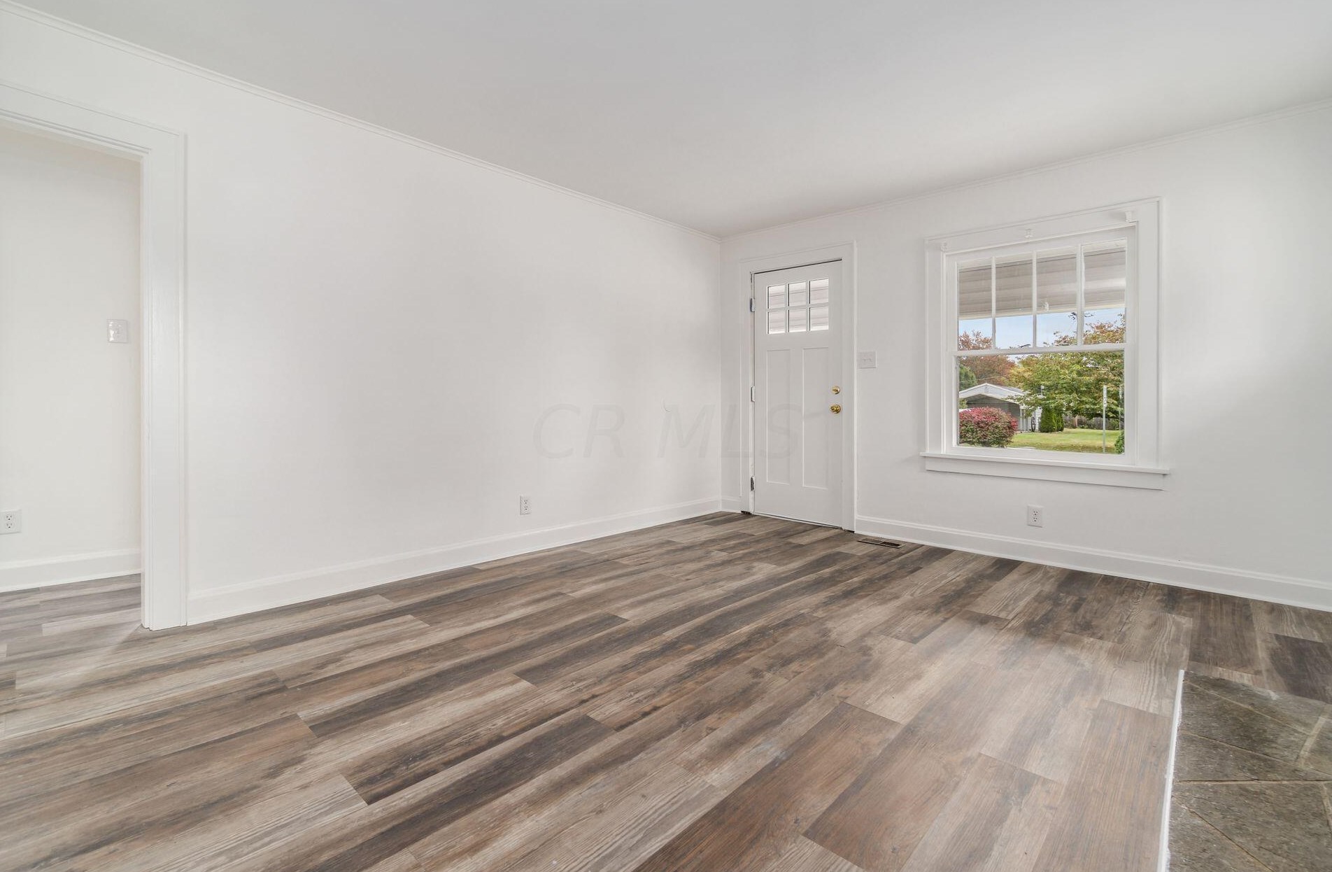 177 Lennox Ave, Columbus OH 43228-1132 exterior