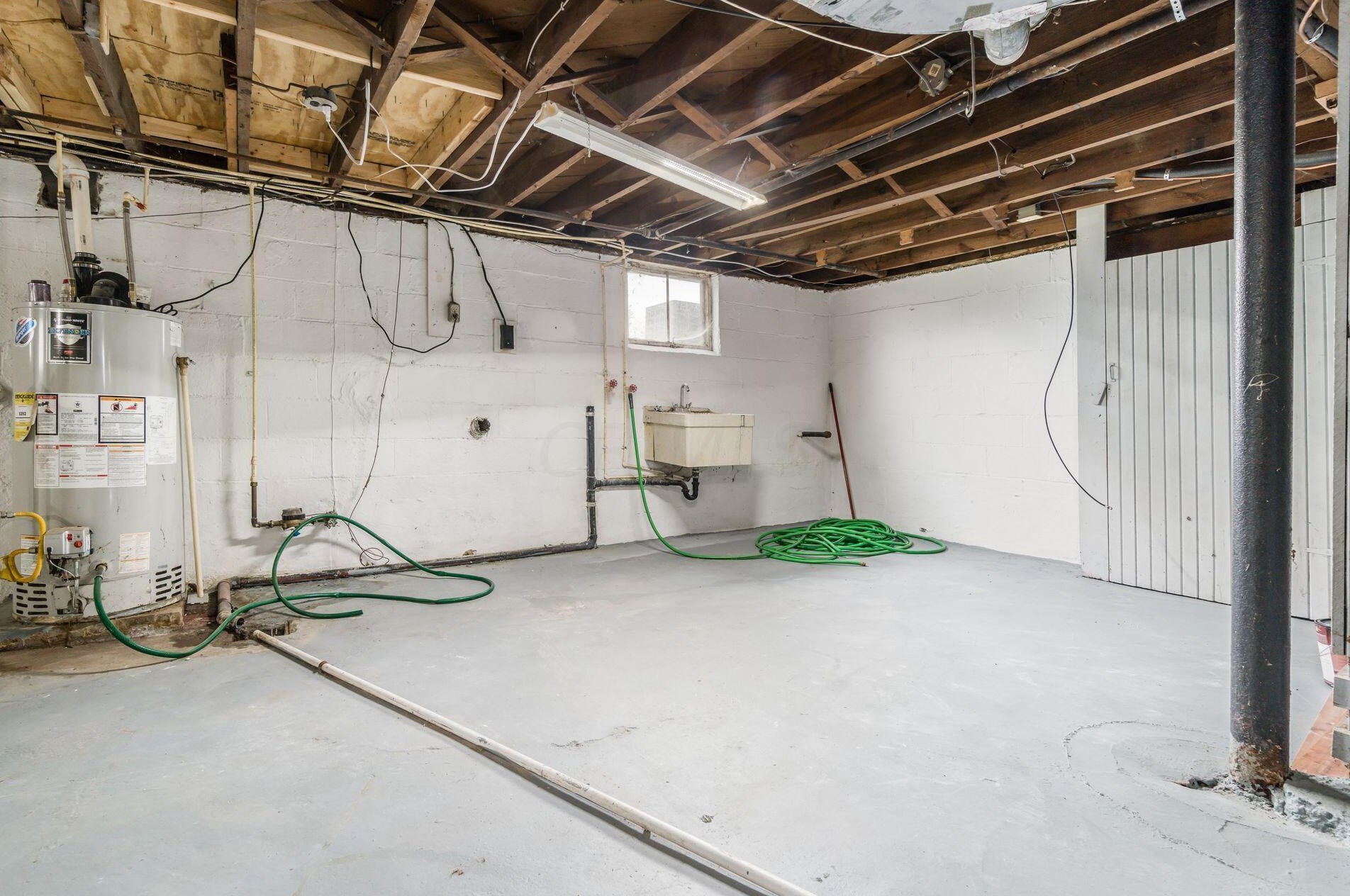 177 Lennox Ave, Columbus OH 43228-1132 exterior