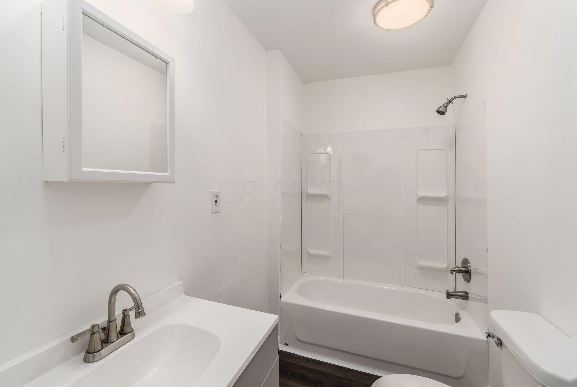 177 Lennox Ave, Columbus OH 43228-1132 exterior