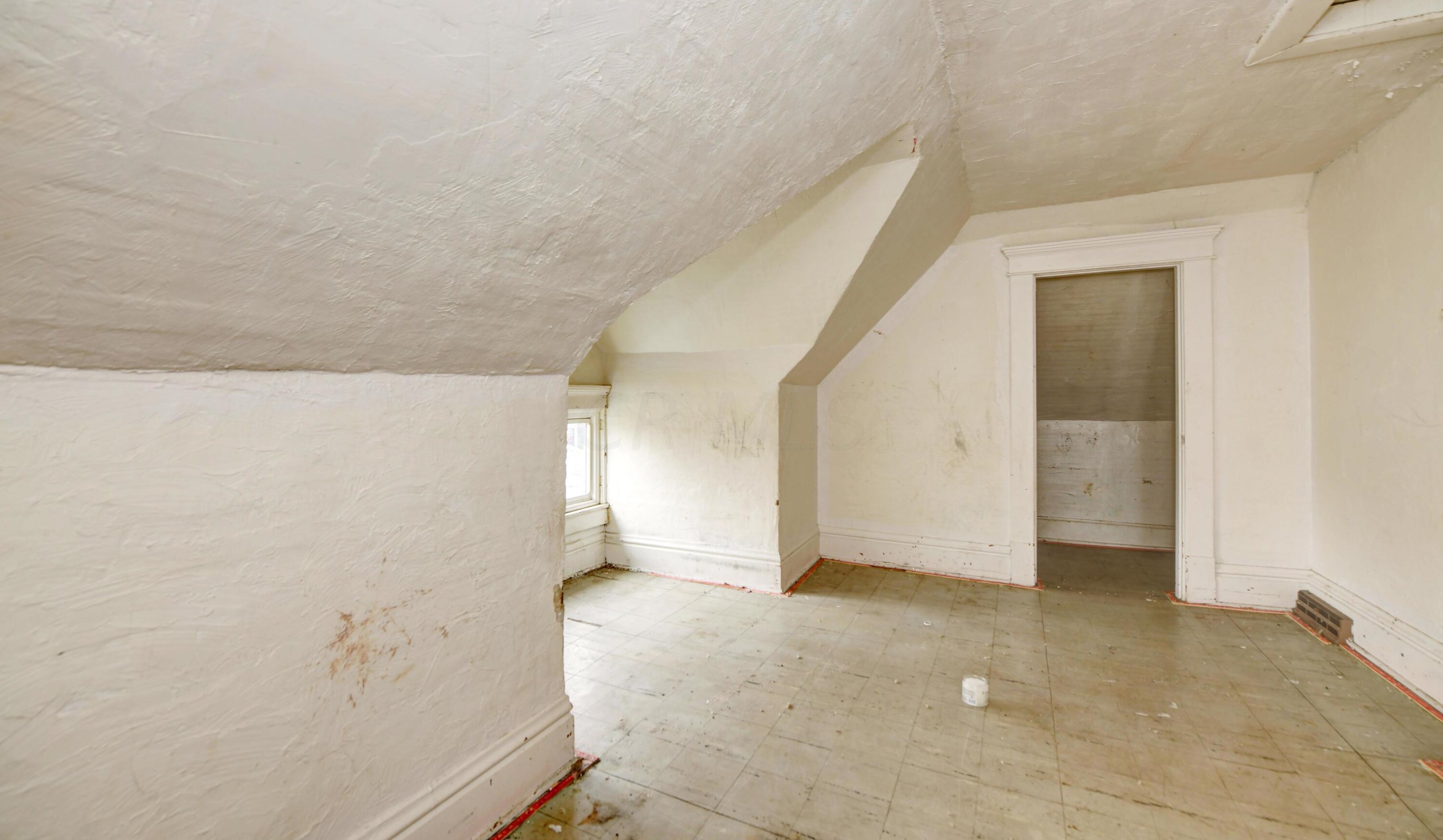 63 Wheatland Ave, Columbus OH  43204-3774 exterior