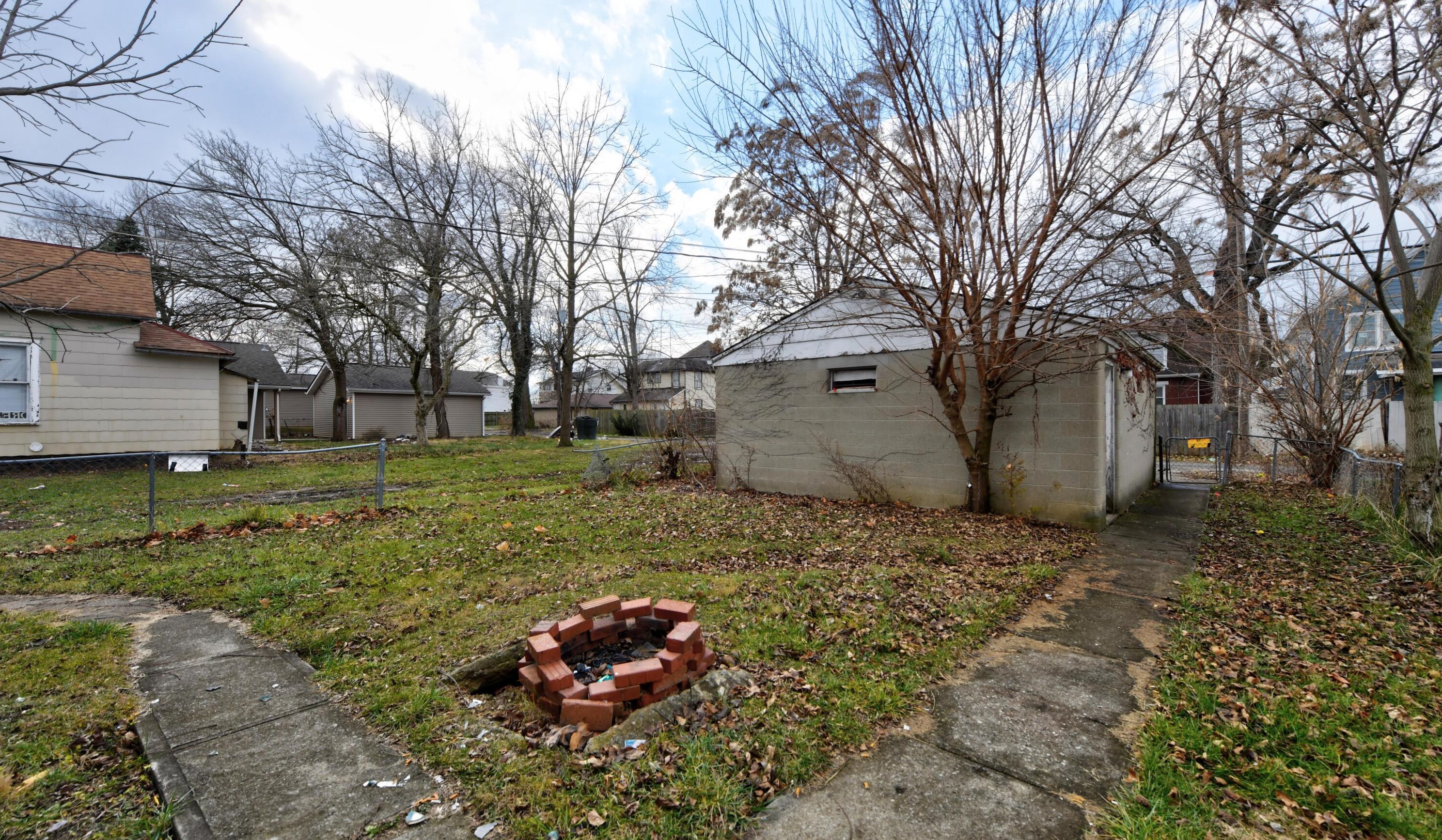 63 Wheatland Ave, Columbus OH  43204-3774 exterior