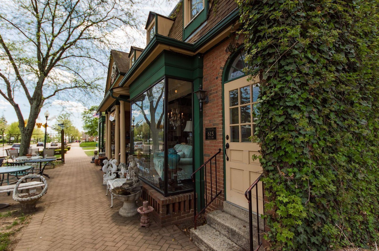 798 Tweed Ct, Columbus OH  43085-2962 exterior