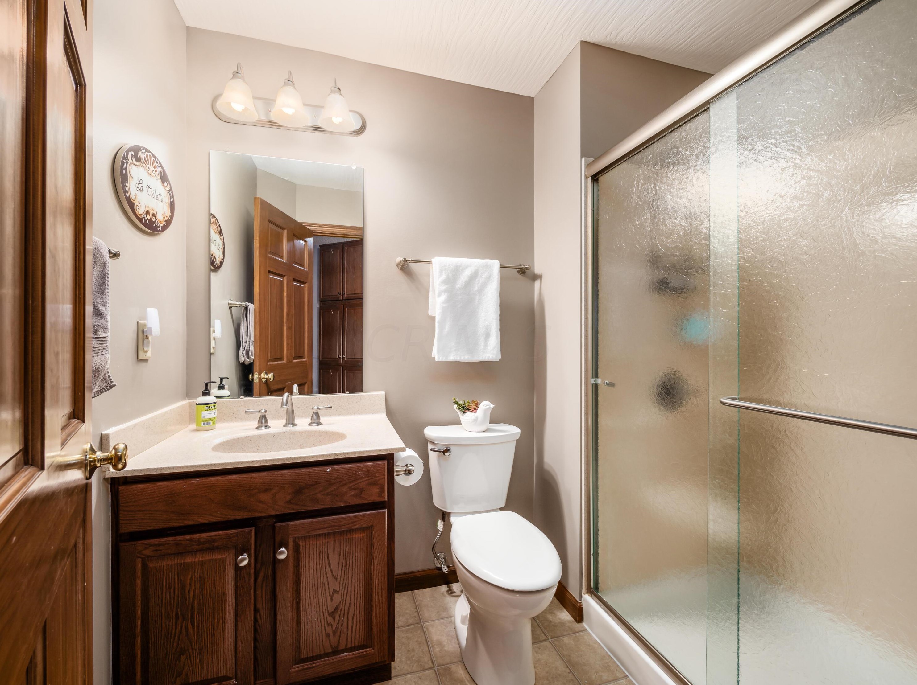 798 Tweed Ct, Columbus OH  43085-2962 exterior