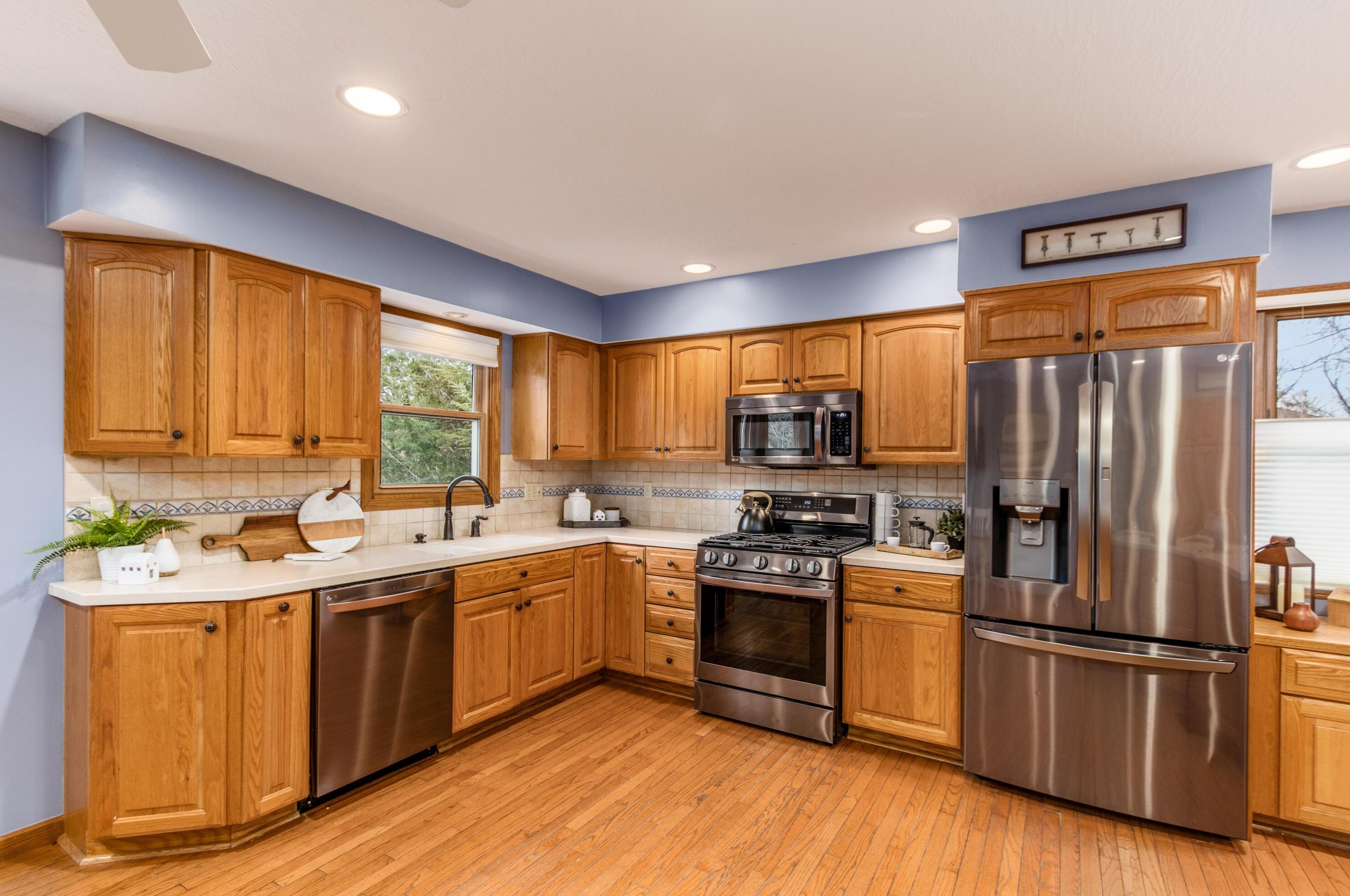 798 Tweed Ct, Columbus OH  43085-2962 exterior