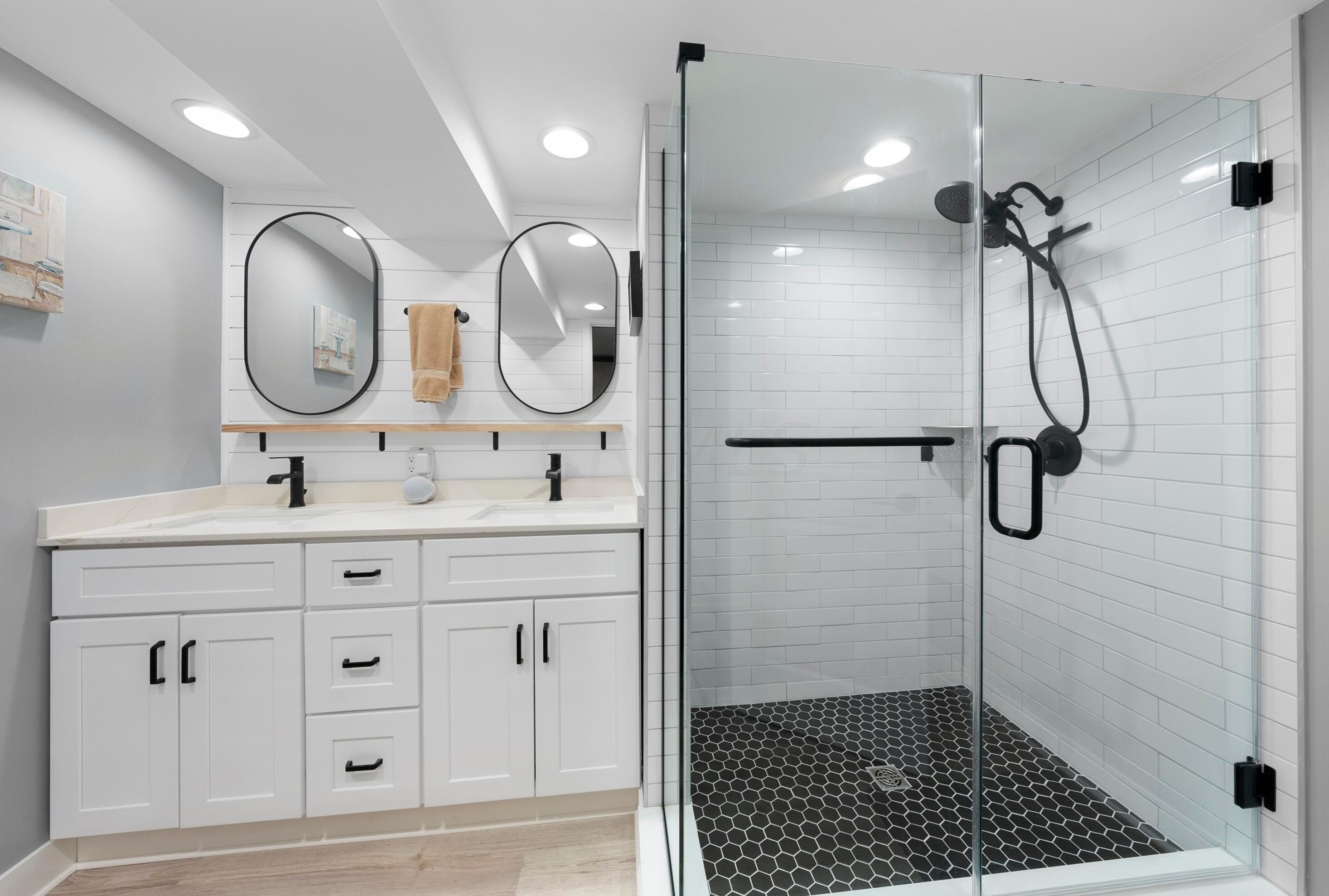 2673 Woodstock Rd, Columbus OH  43221-1719 exterior