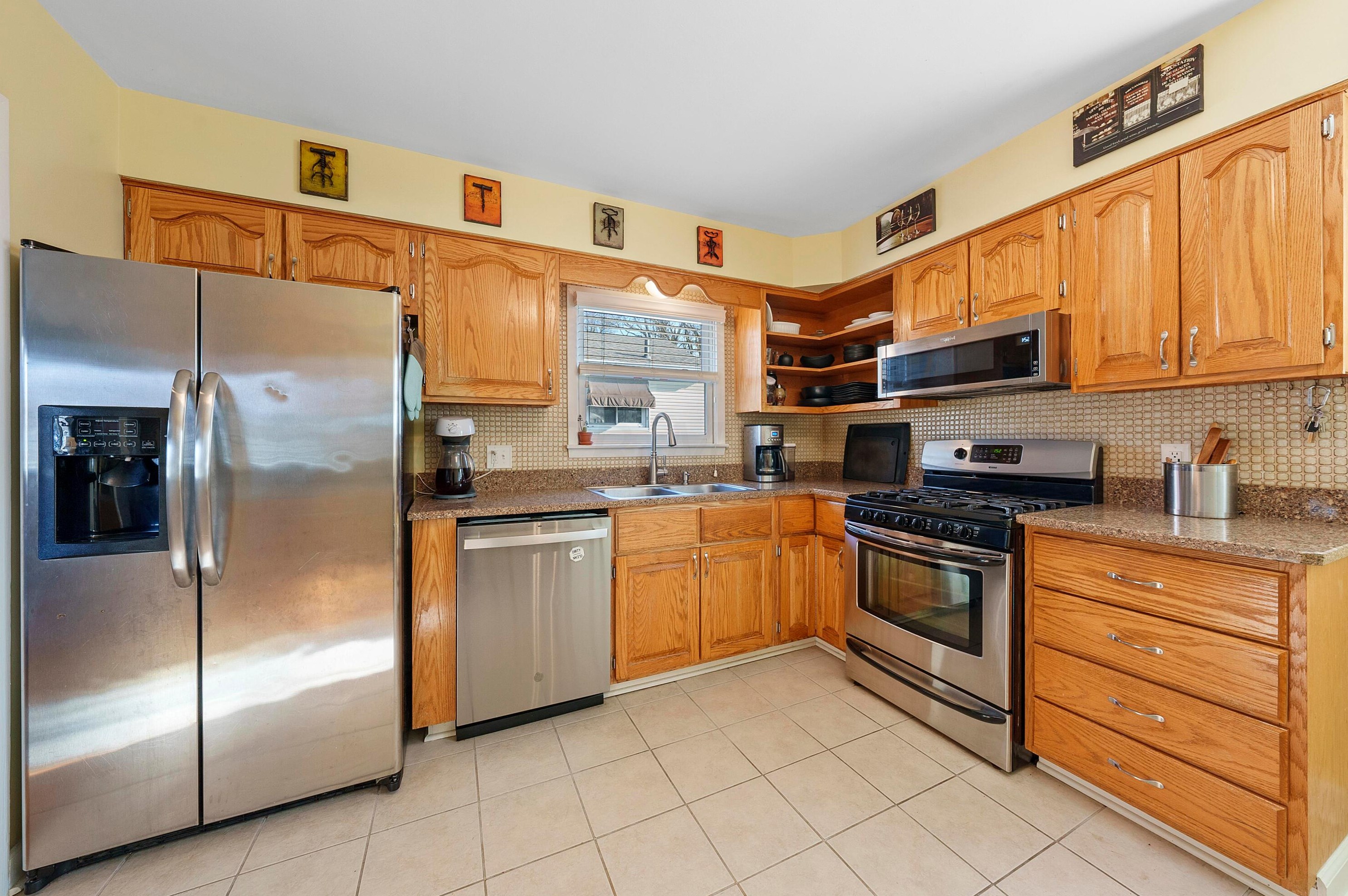 2673 Woodstock Rd, Columbus OH  43221-1719 exterior