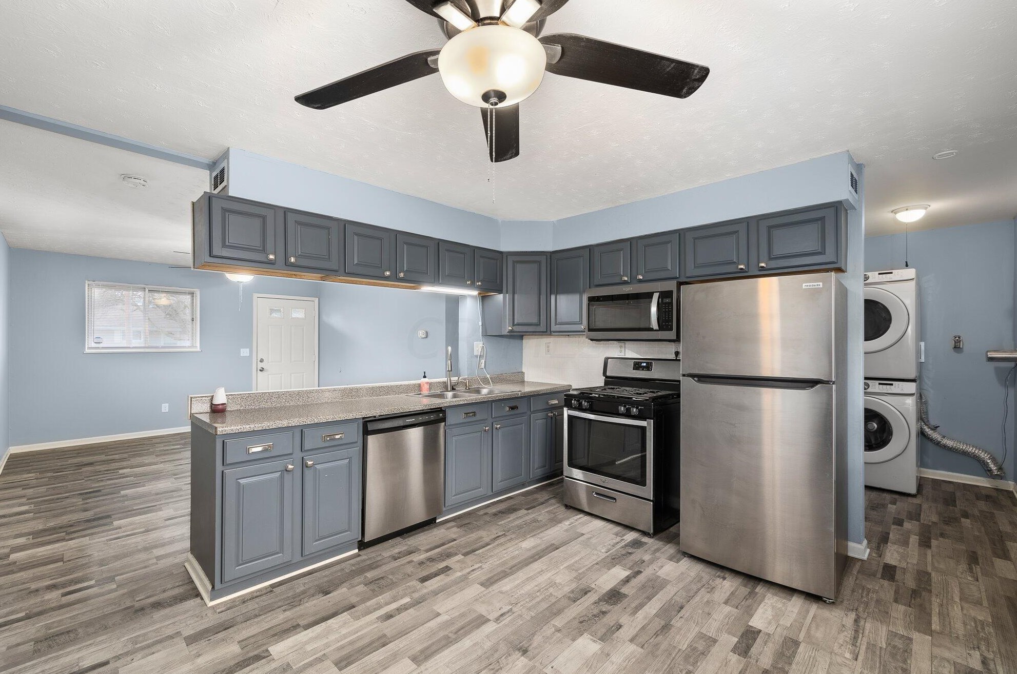 3278 Hilock Pl, Columbus OH  43207-3960 exterior