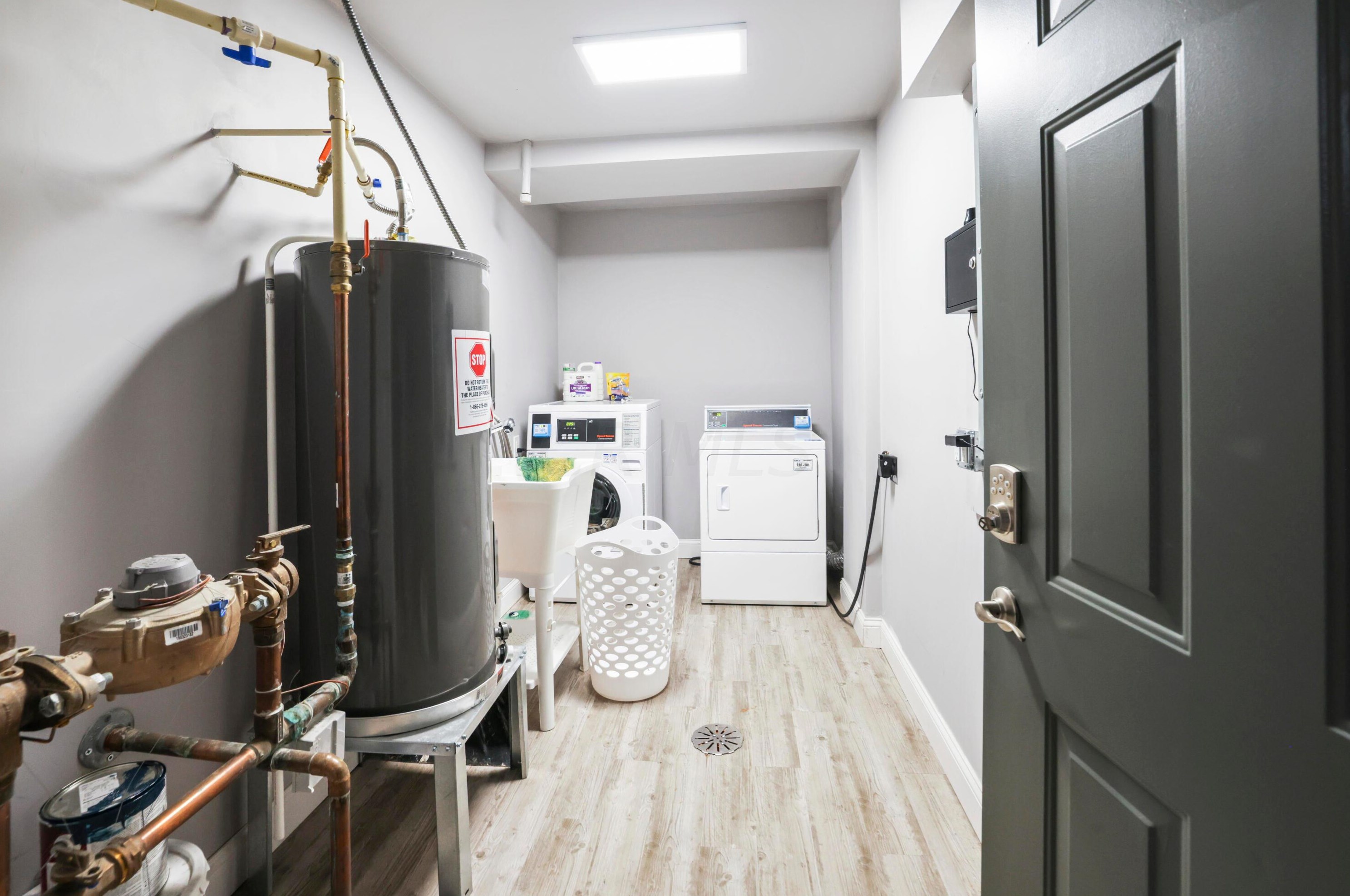 1580 Mound St, Columbus OH 43223-1978 exterior