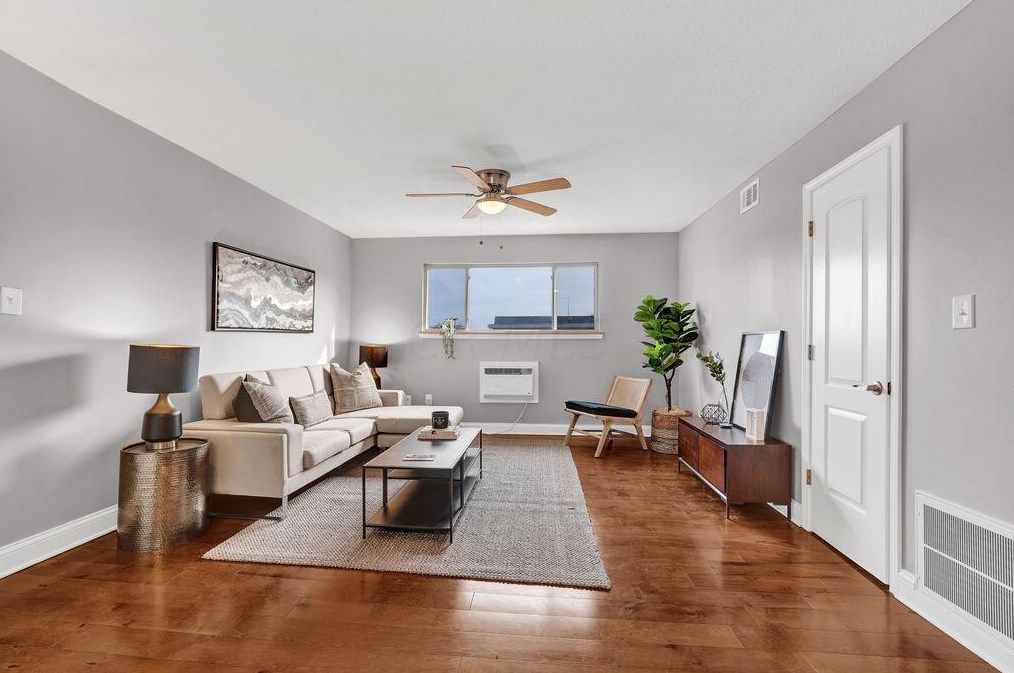 1580 Mound St, Columbus OH 43223-1978 exterior