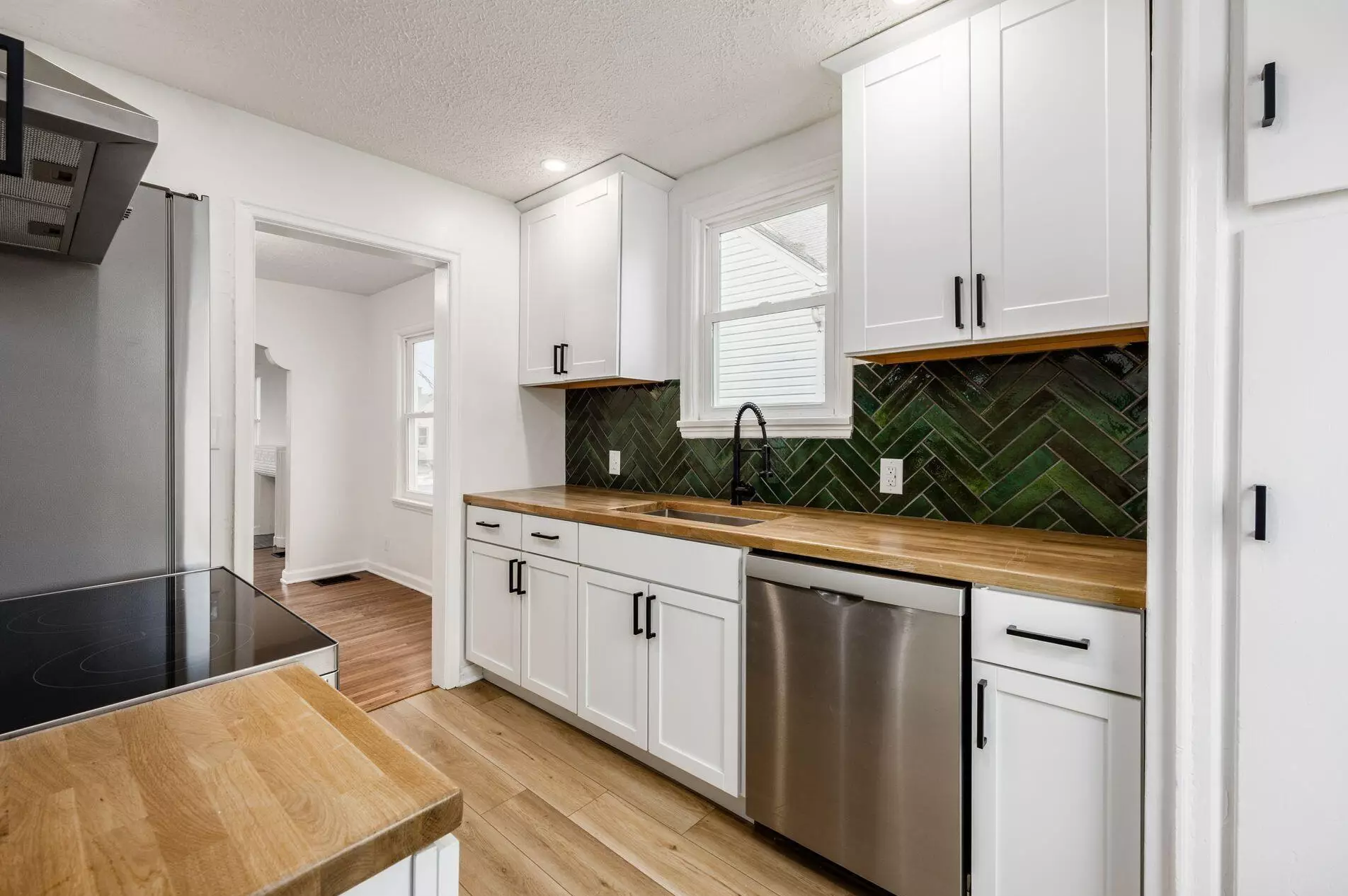 1442 20th Ave, Columbus OH  43211-2512 exterior