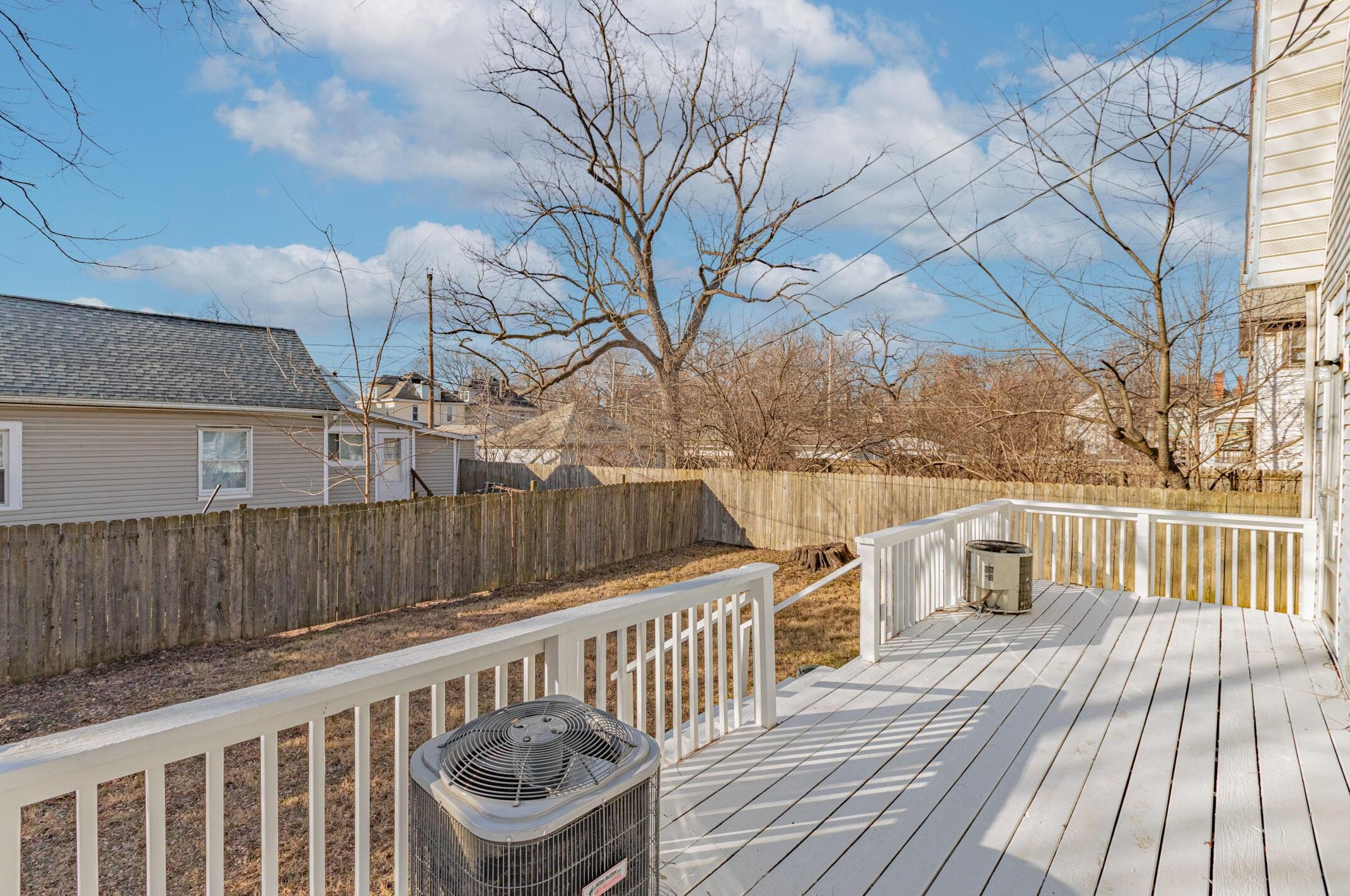 2461 Findley Ave, Columbus OH 43202-2919 exterior