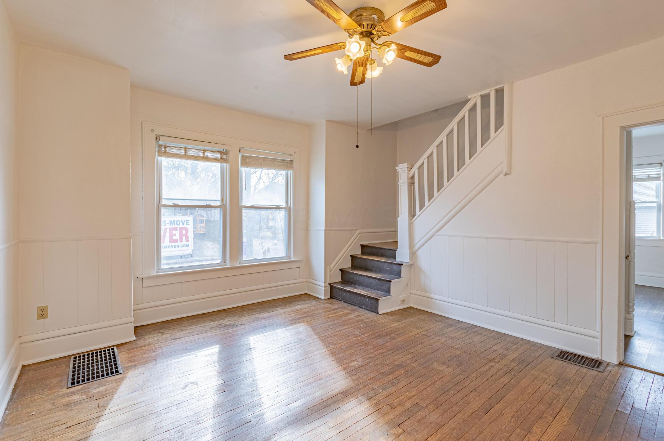 2461 Findley Ave, Columbus OH 43202-2919 exterior