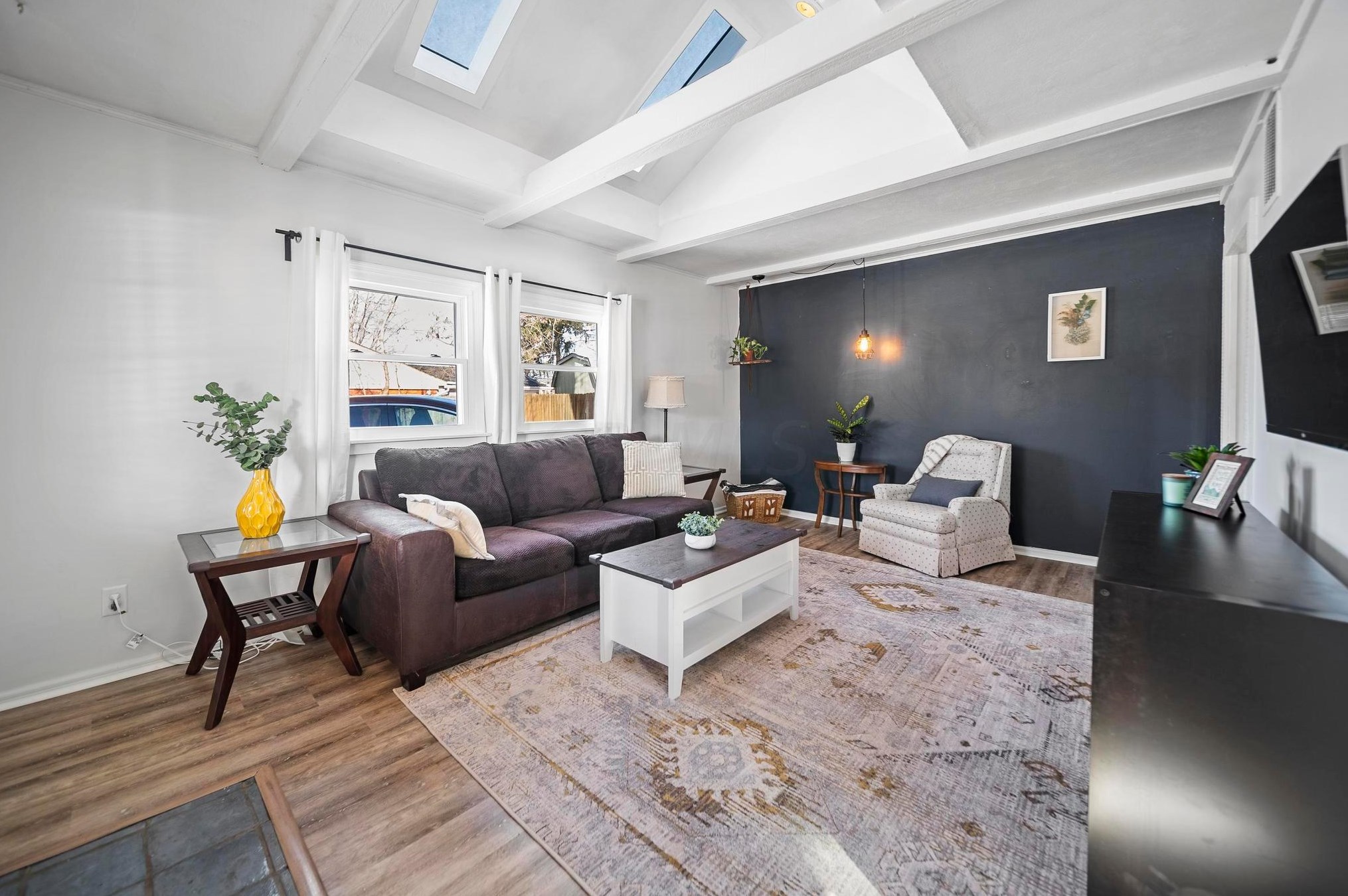 3038 Pontiac St, Columbus OH  43224-4039 exterior