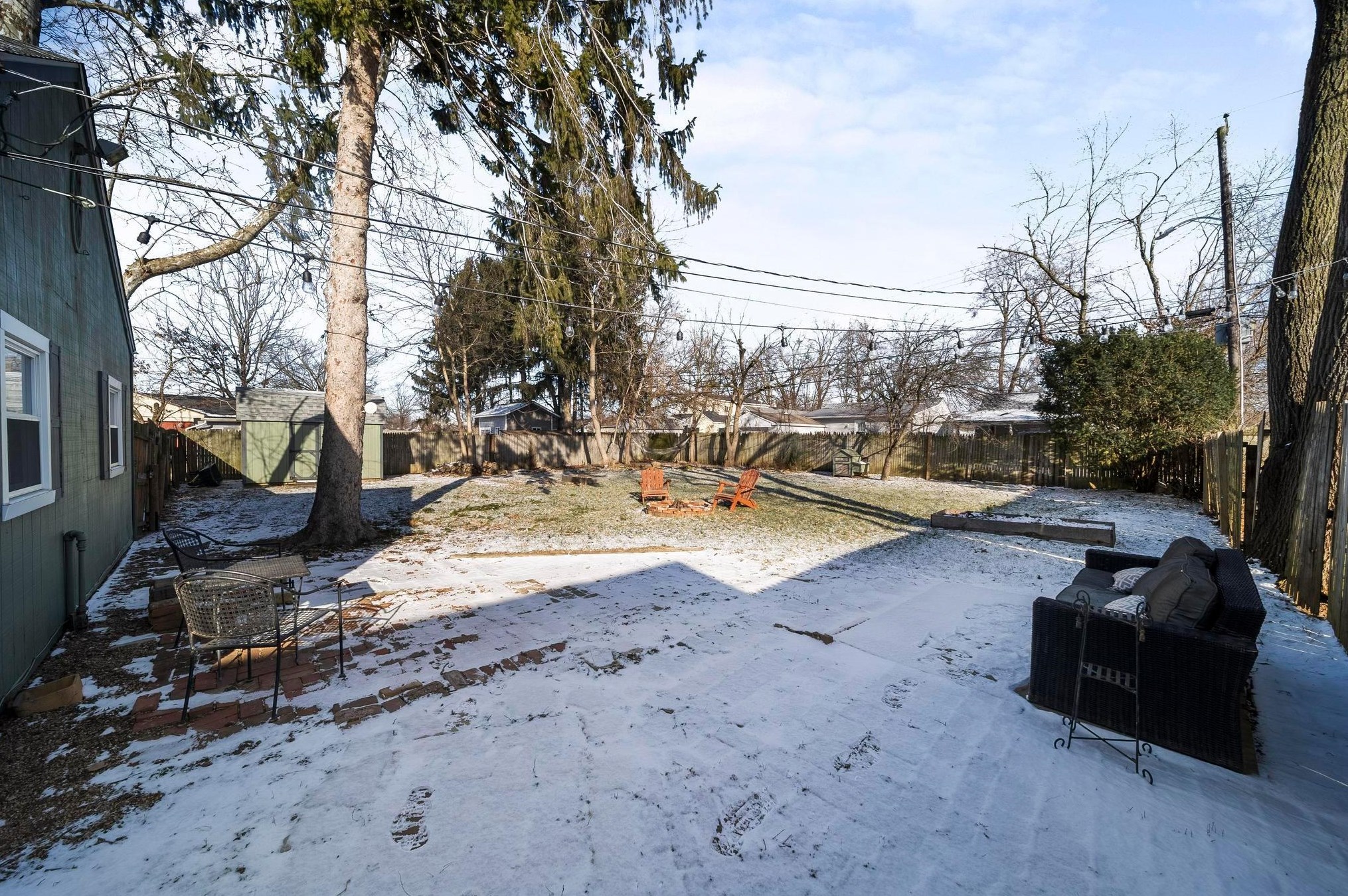 3038 Pontiac St, Columbus OH  43224-4039 exterior