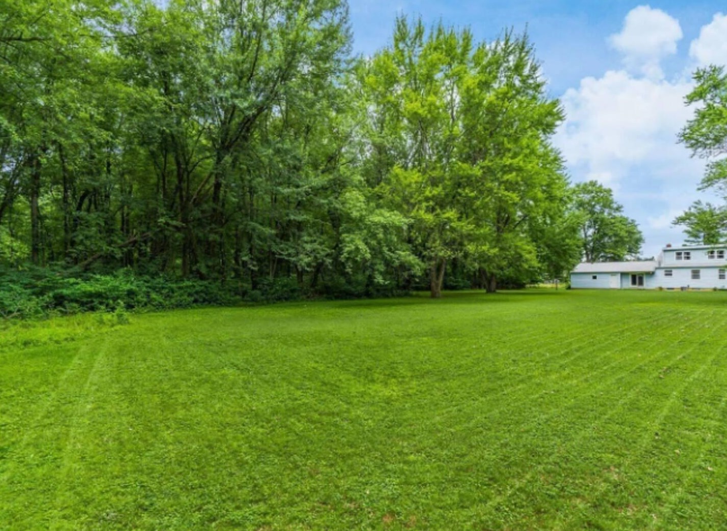 3601 Agler Rd, Columbus OH 43224-4607 exterior