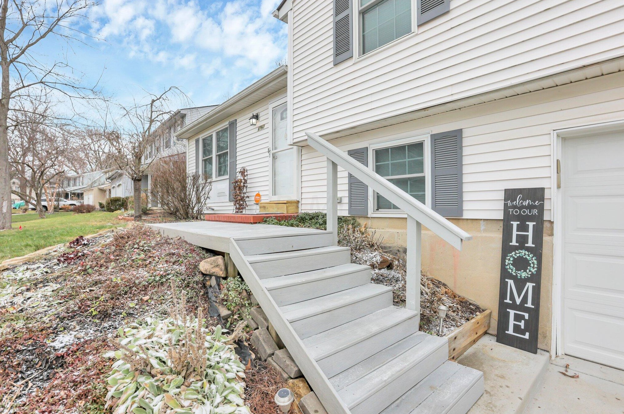 6392 Thrasher Loop, Westerville OH  43081-3730 exterior